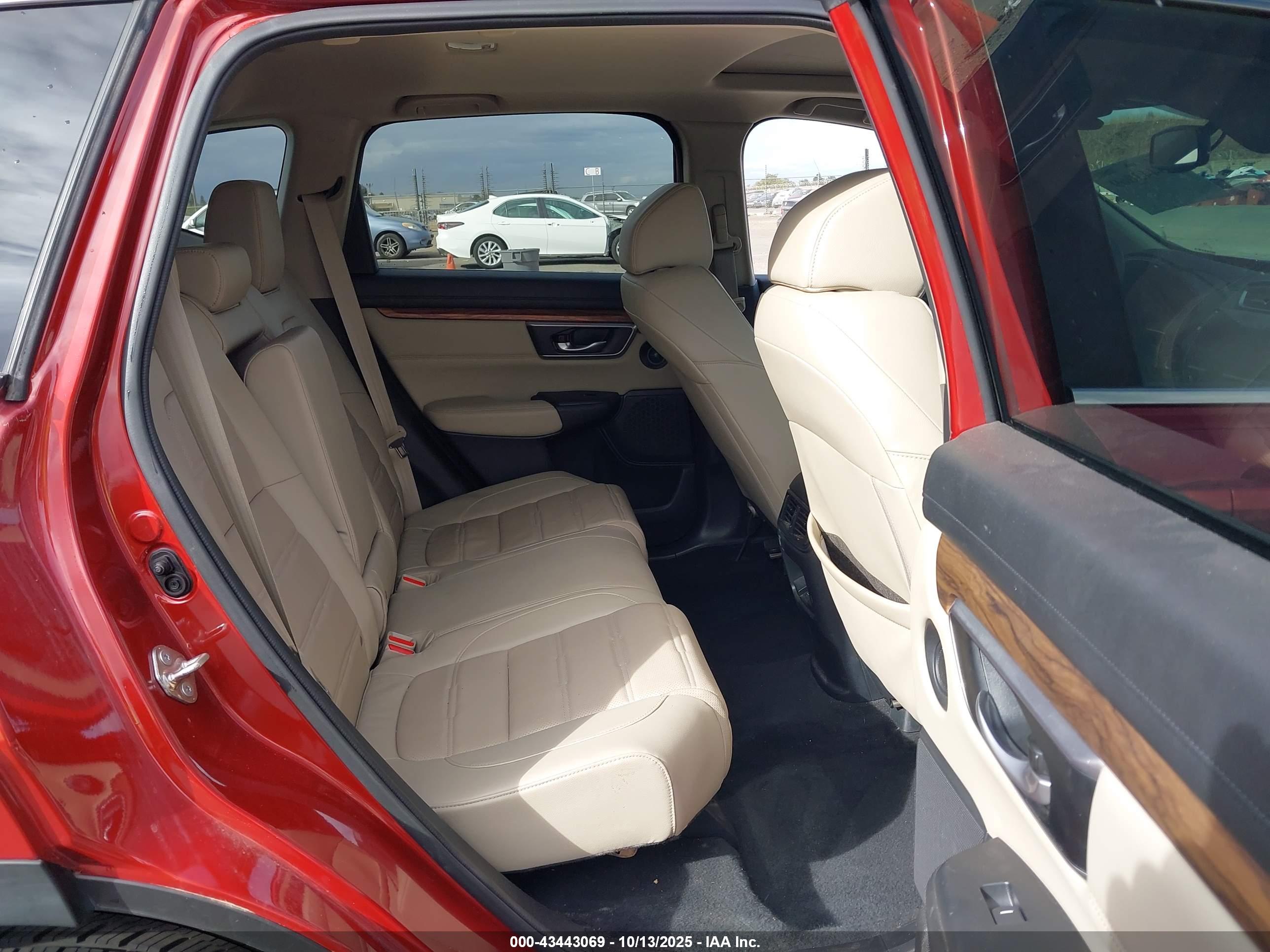 HONDA CR-V image 8