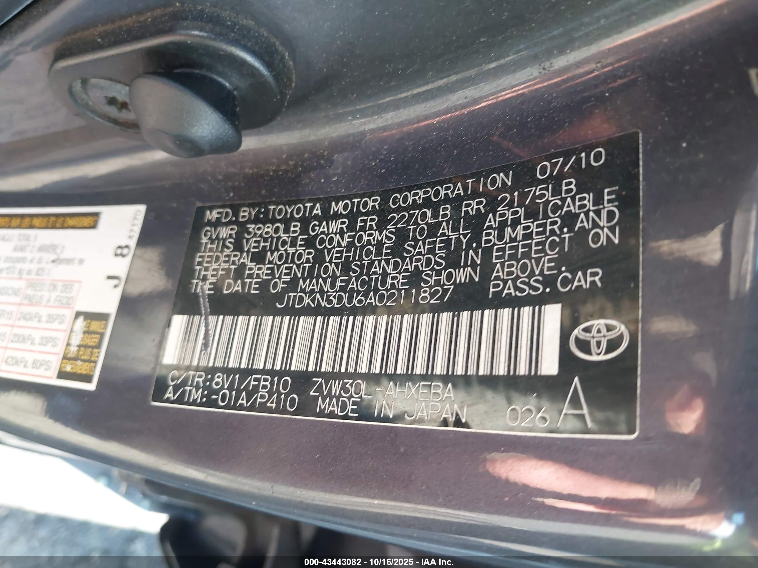 TOYOTA PRIUS image 9