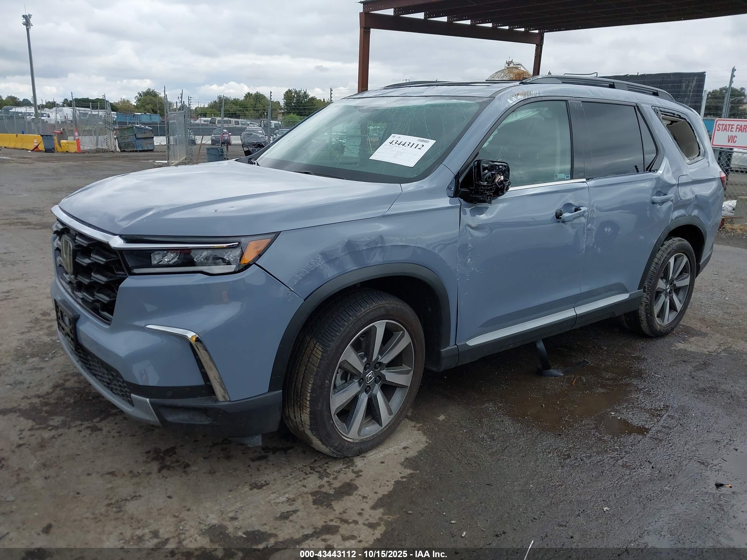 HONDA PILOT image 2