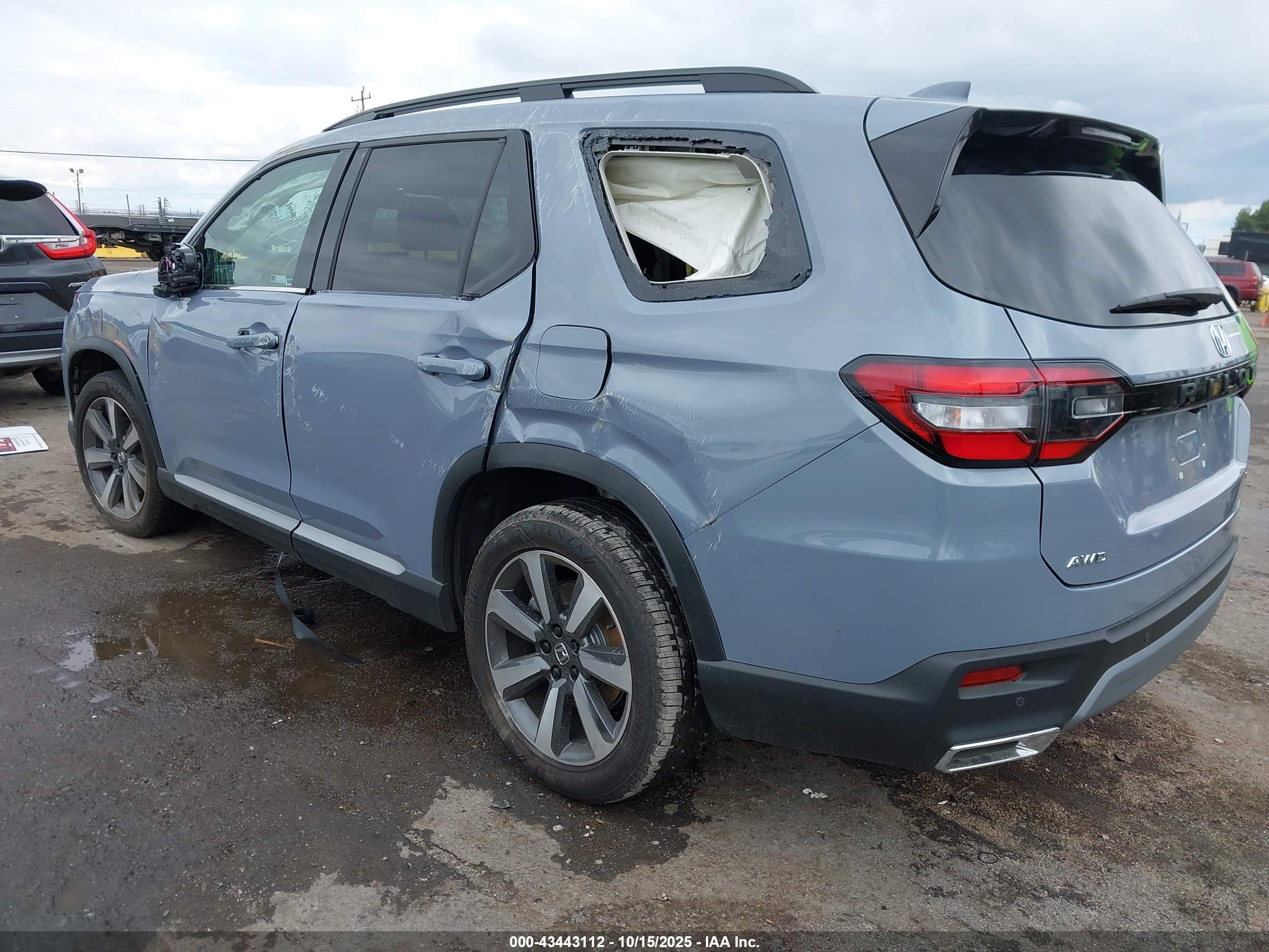 HONDA PILOT image 3