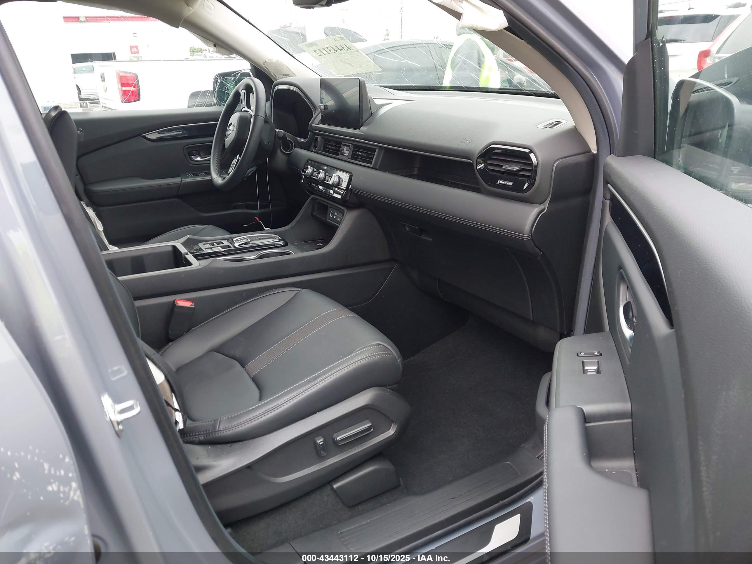 HONDA PILOT image 5