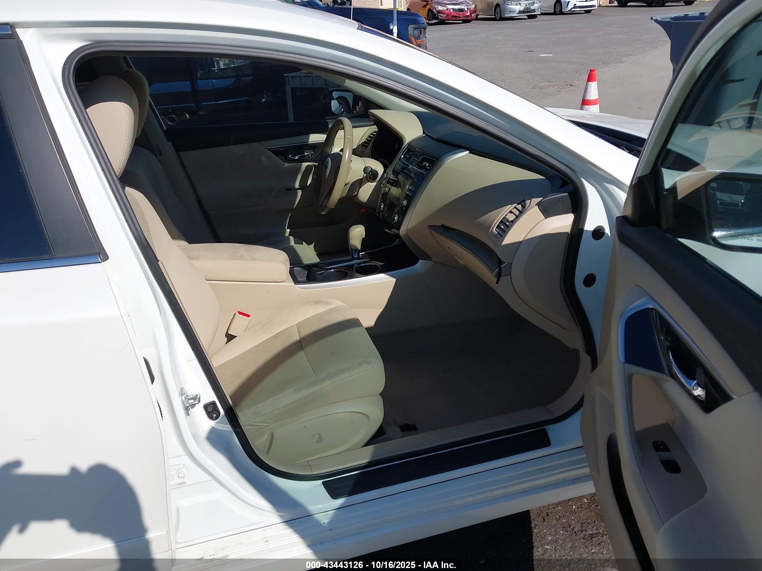 NISSAN ALTIMA image 5