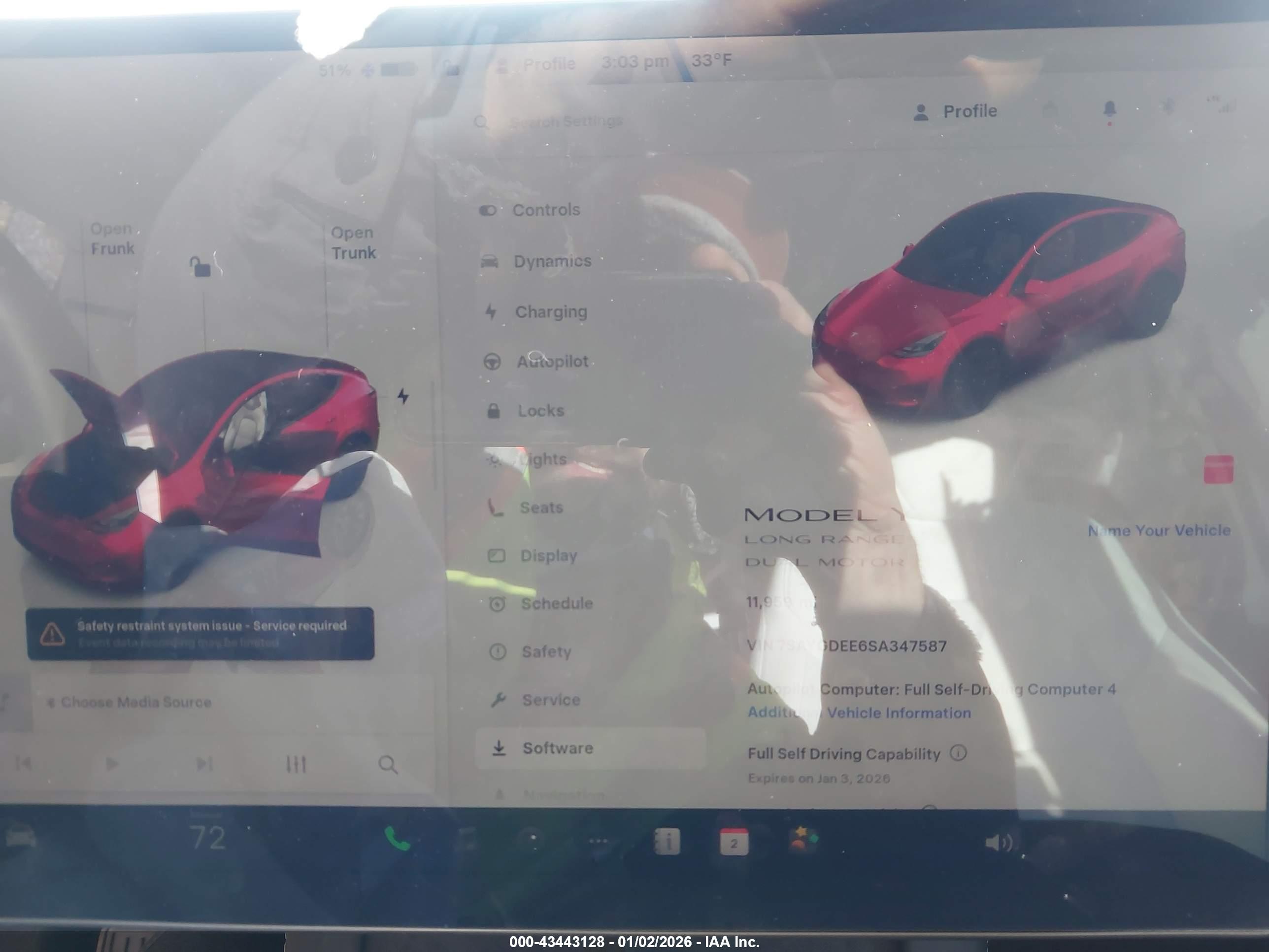 TESLA MODEL image 7
