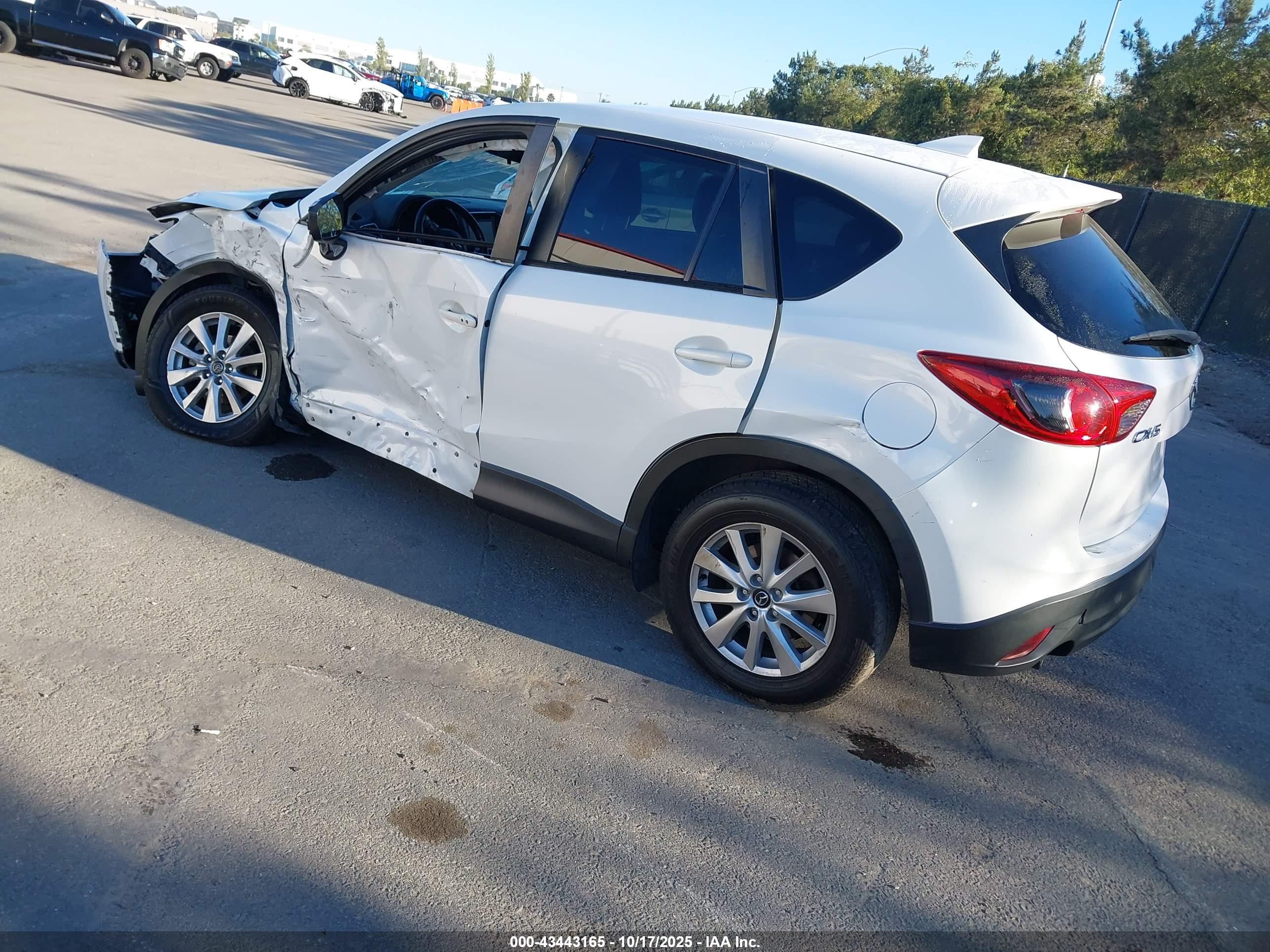 MAZDA CX-5 image 3
