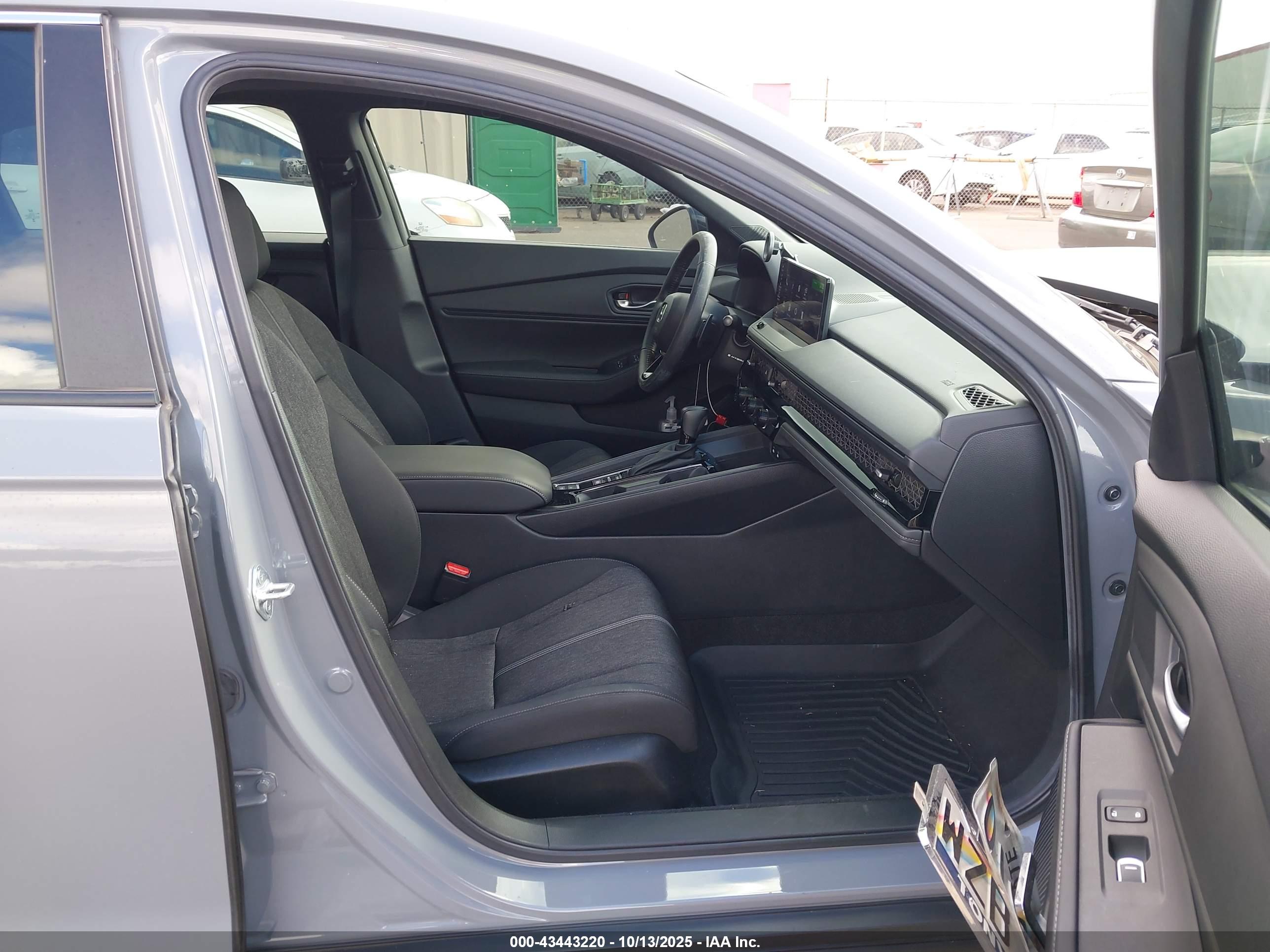 HONDA ACCORD image 5