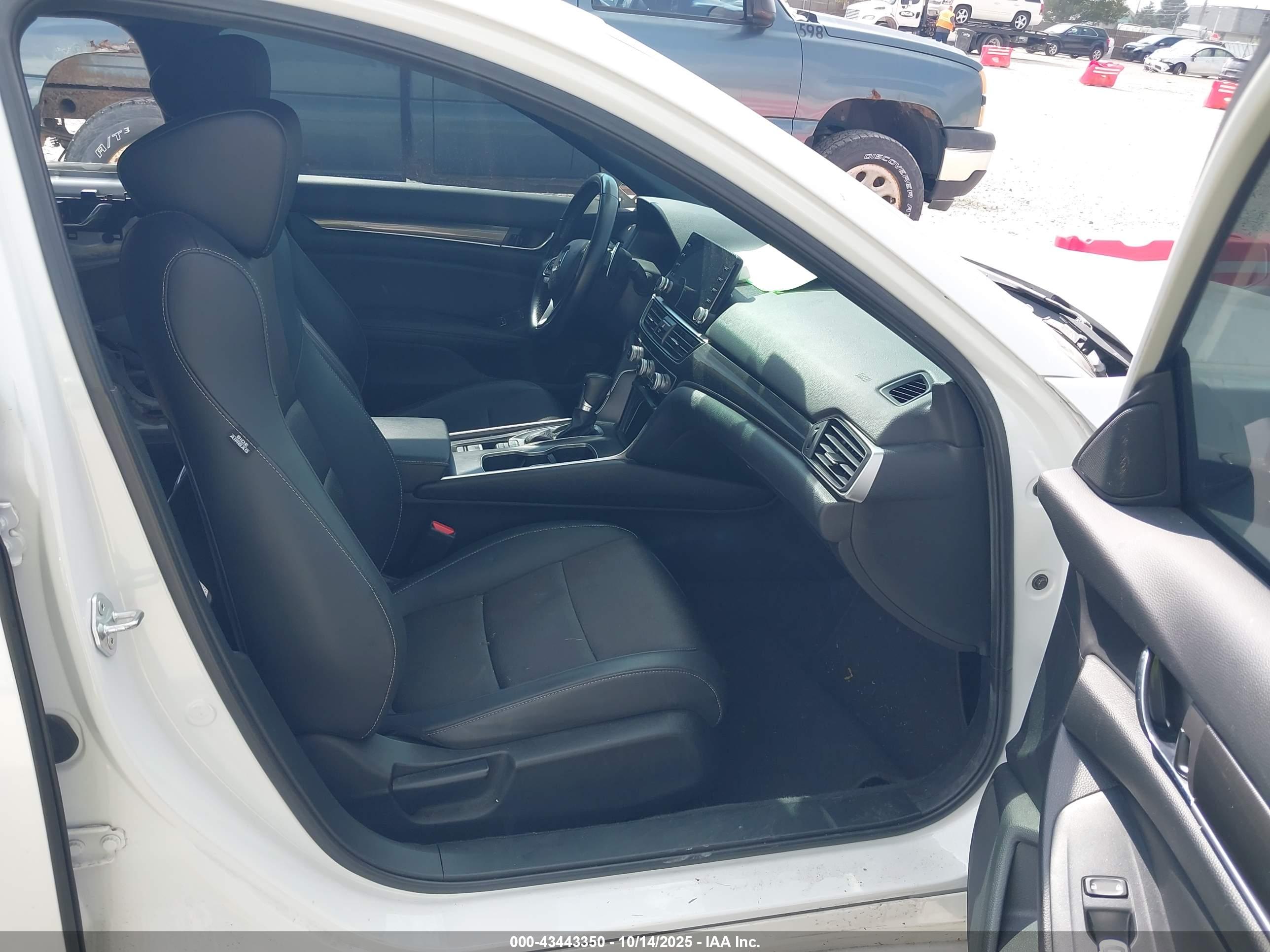 HONDA ACCORD image 5