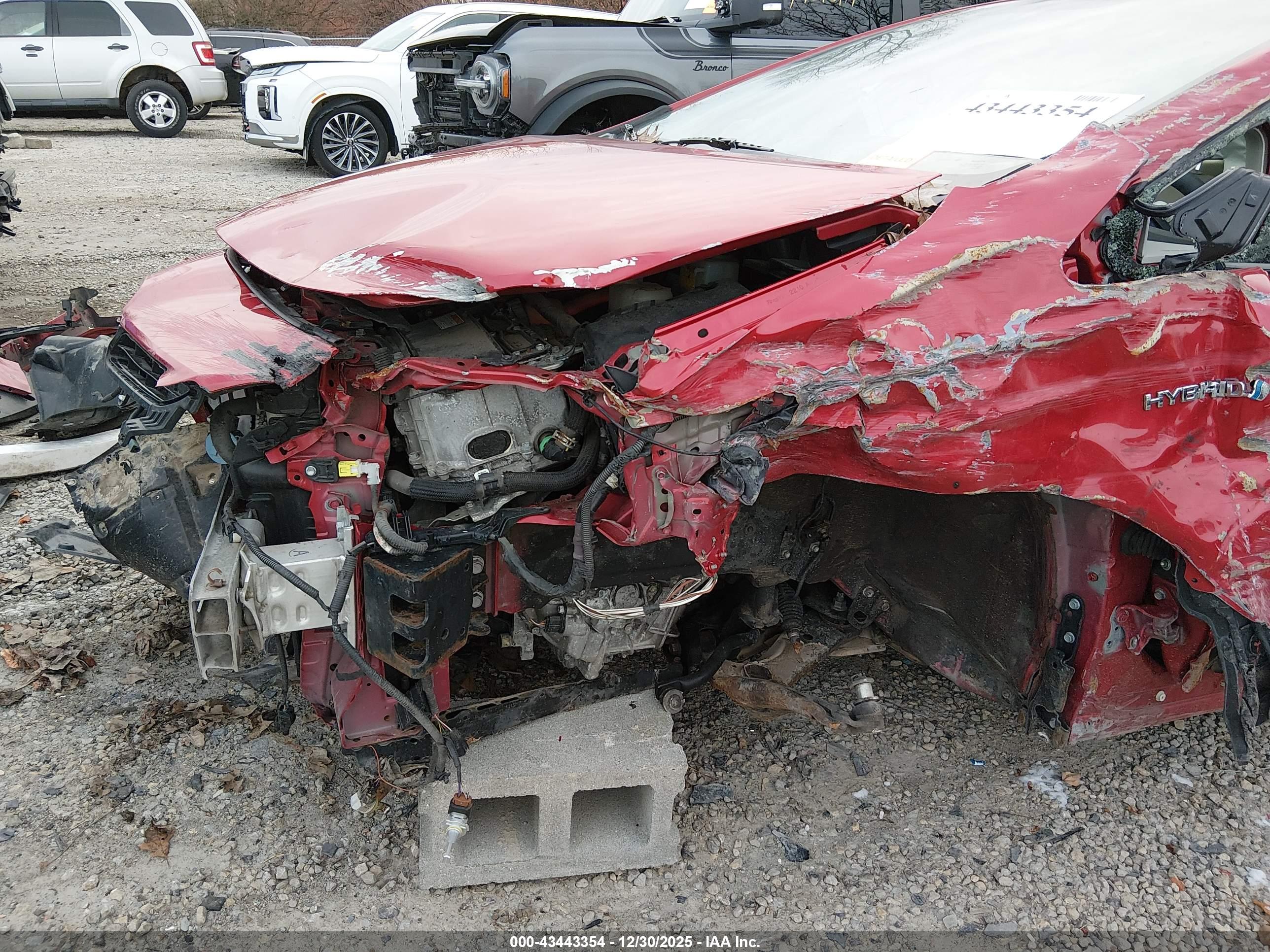 TOYOTA PRIUS image 6