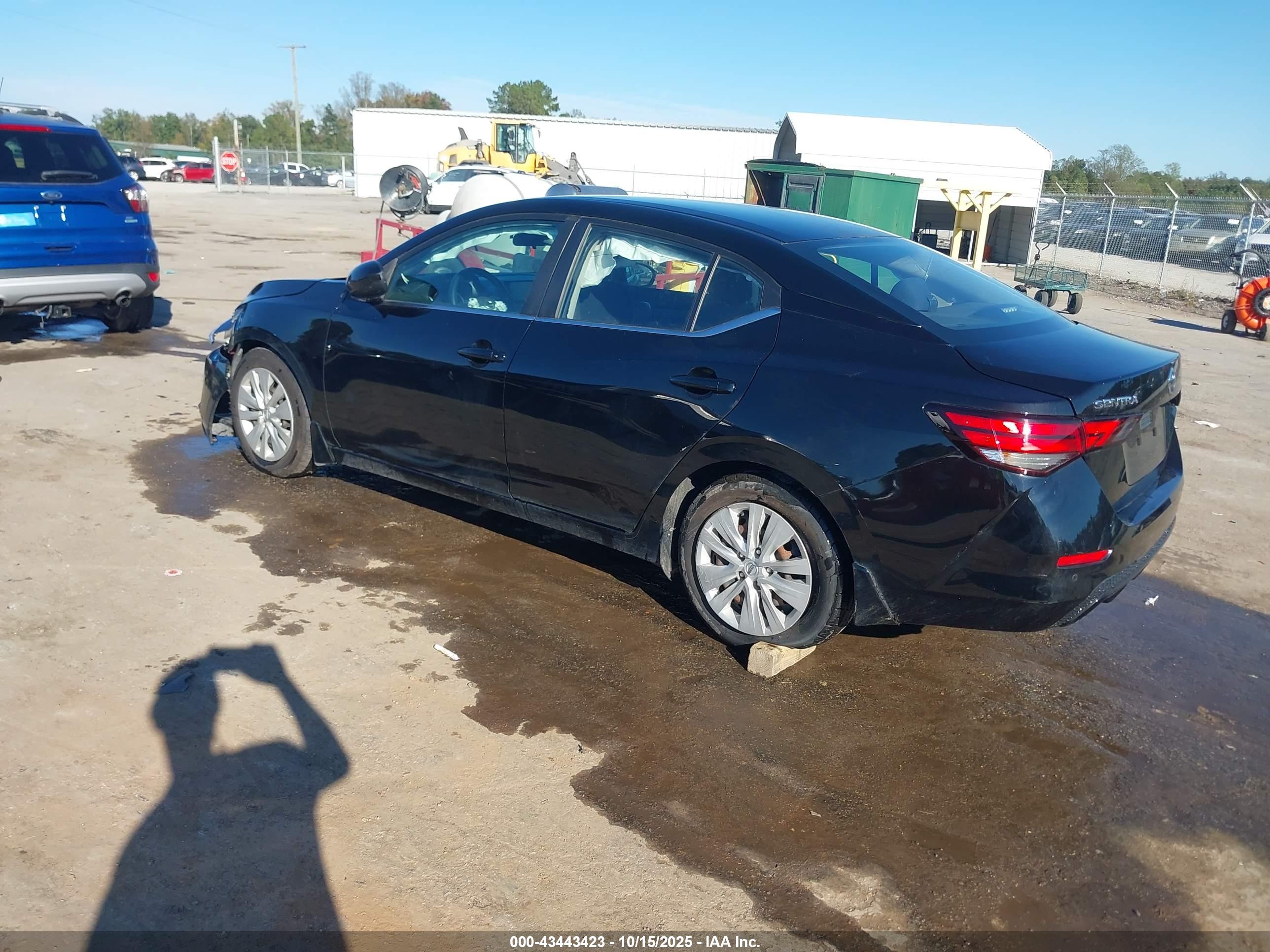 NISSAN SENTRA image 3