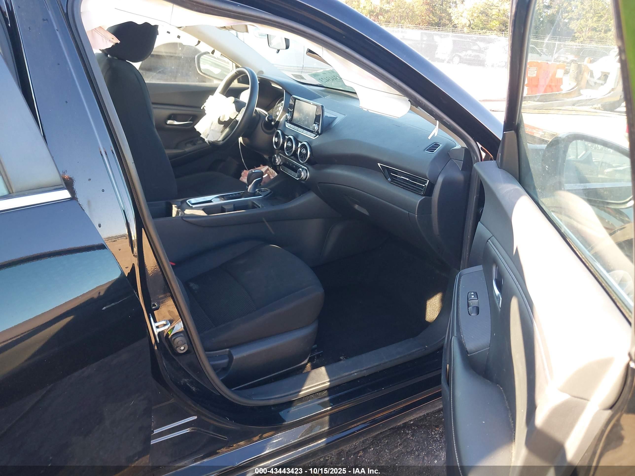 NISSAN SENTRA image 5