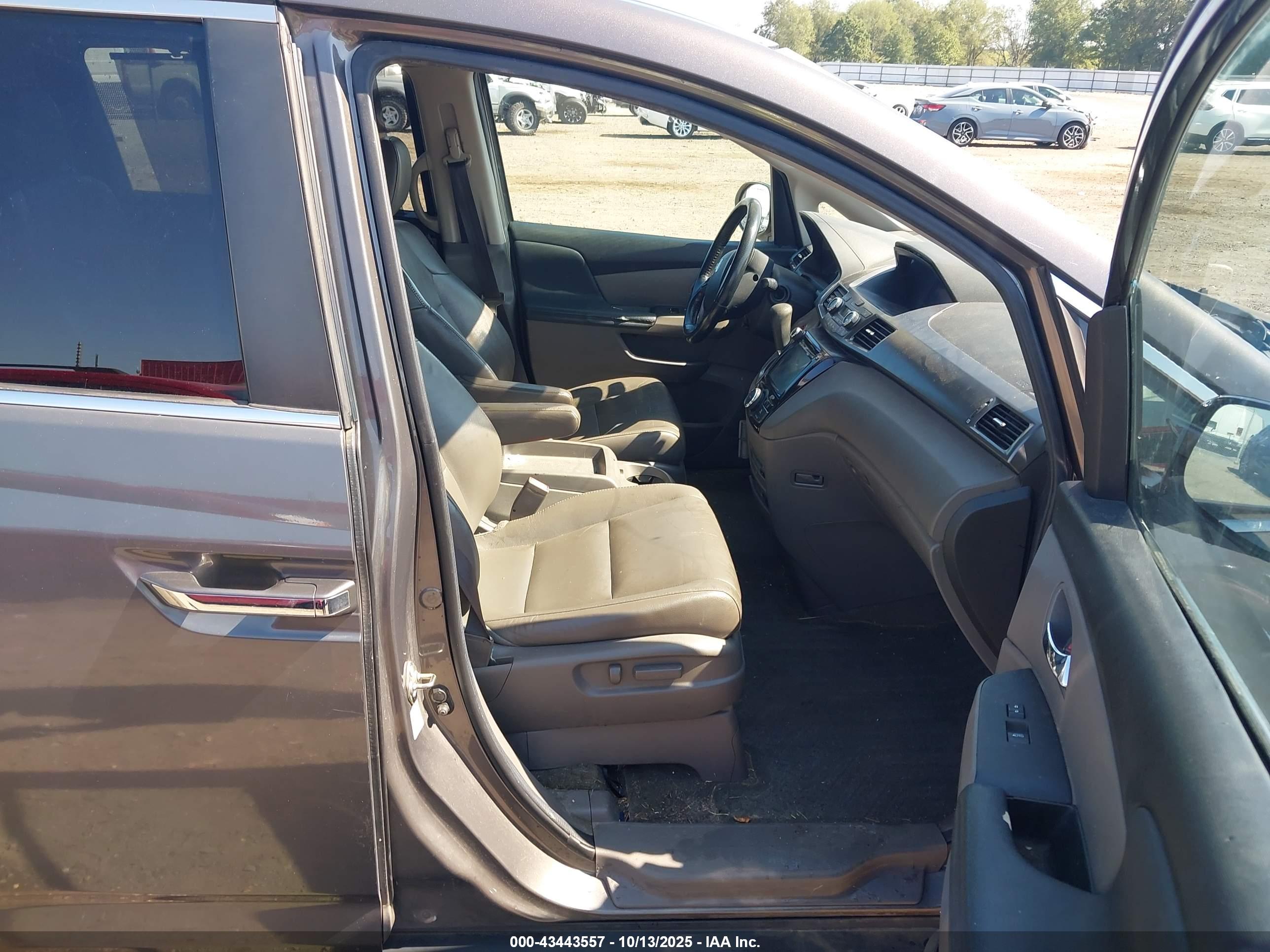 HONDA ODYSSEY image 5
