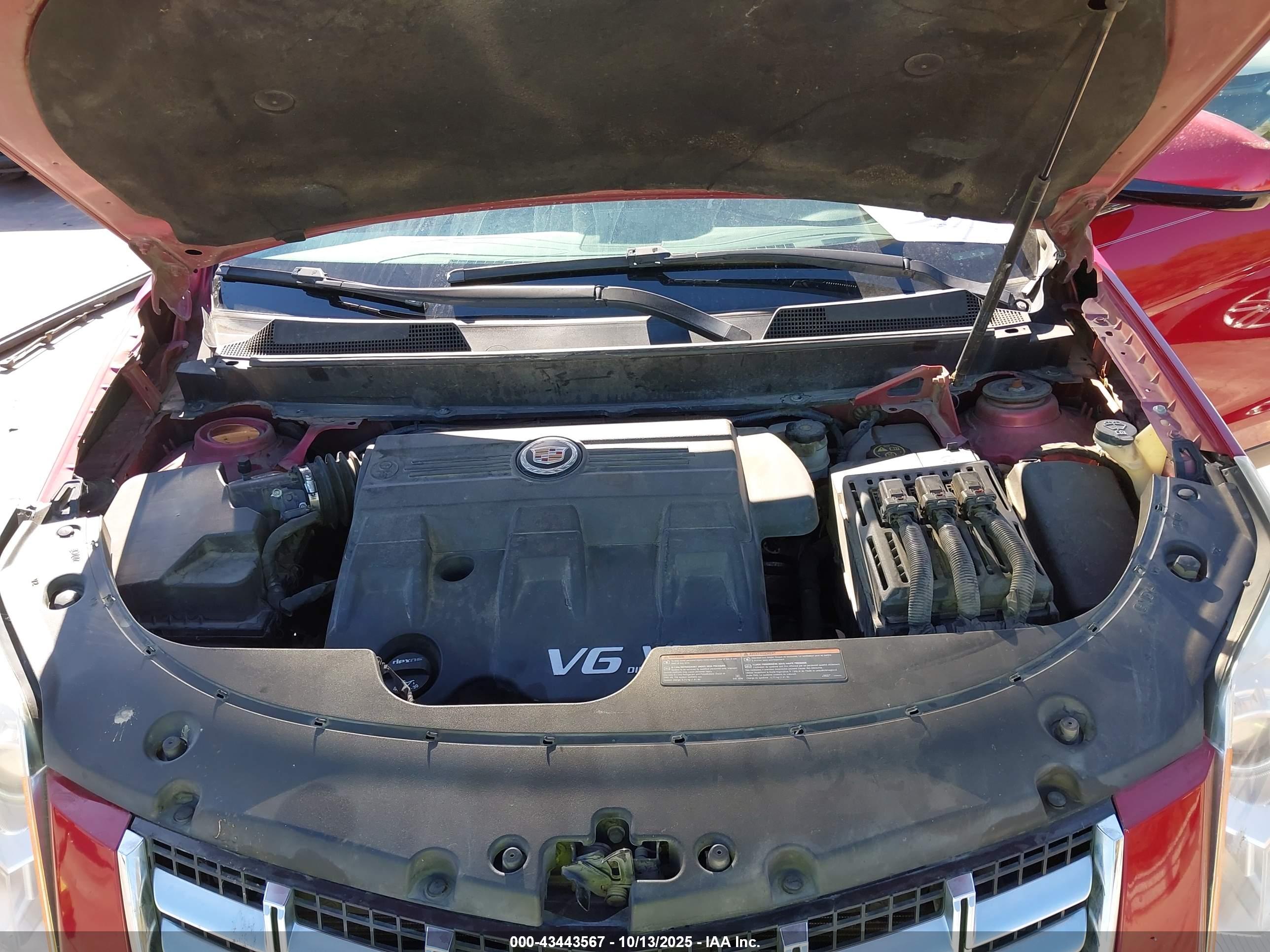 CADILLAC SRX image 10
