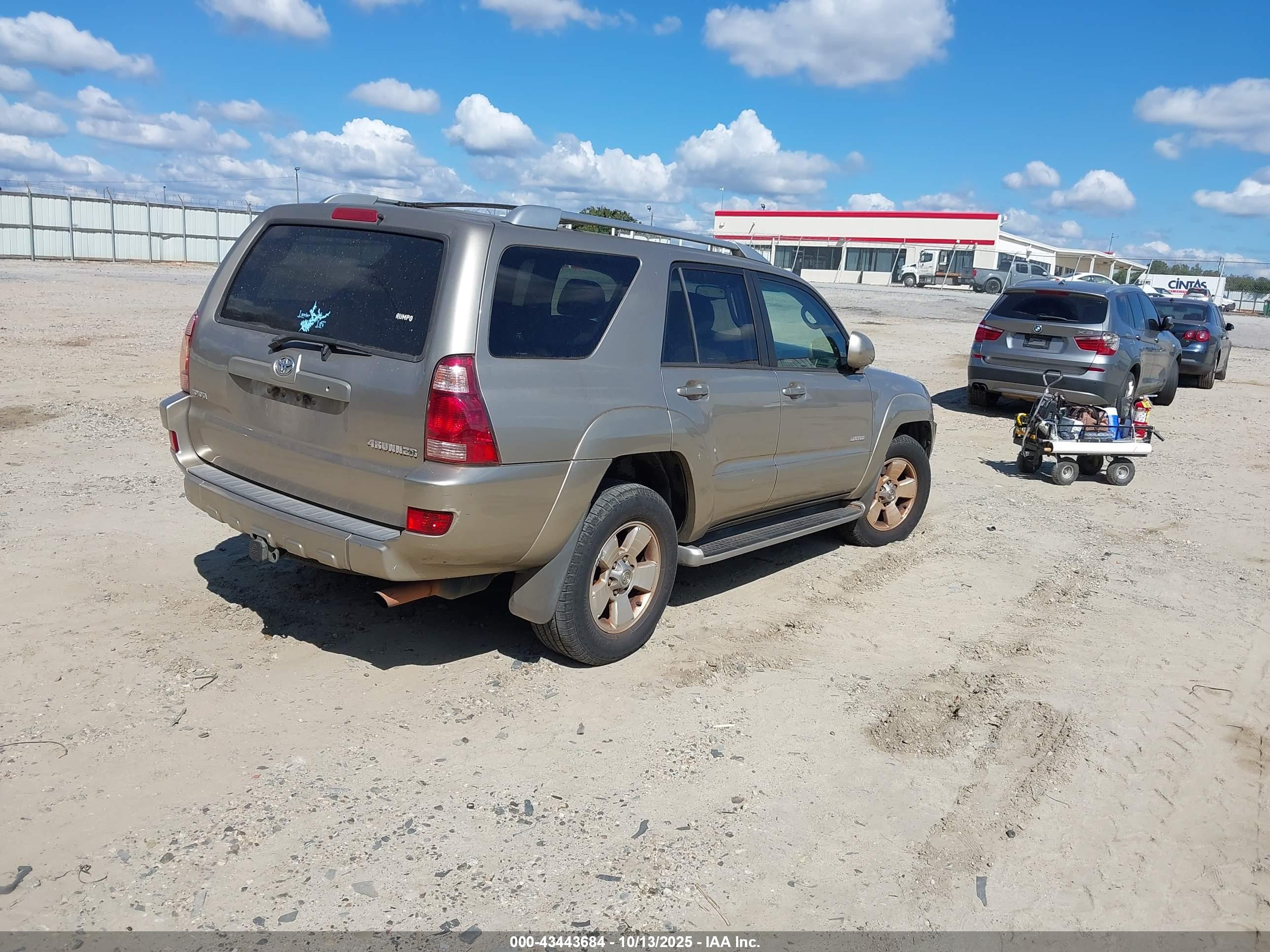 TOYOTA 4RUNNER image 4