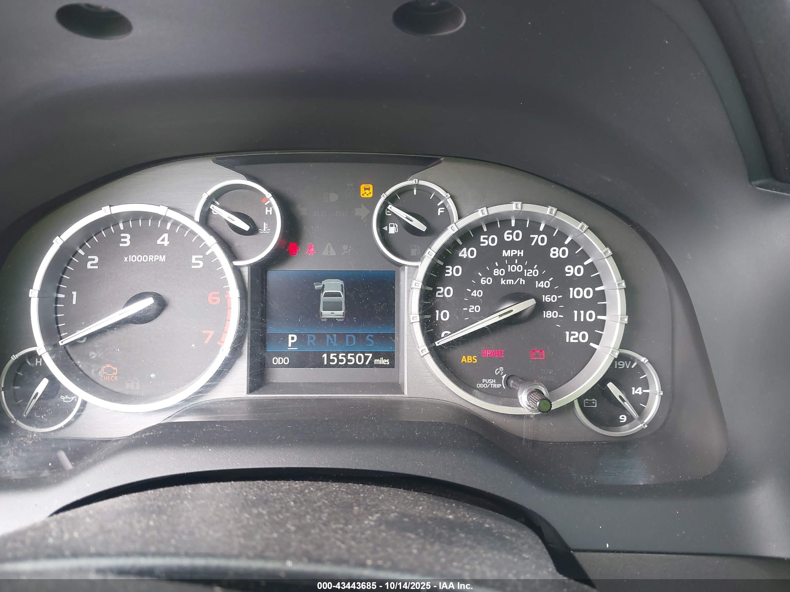 TOYOTA TUNDRA image 7