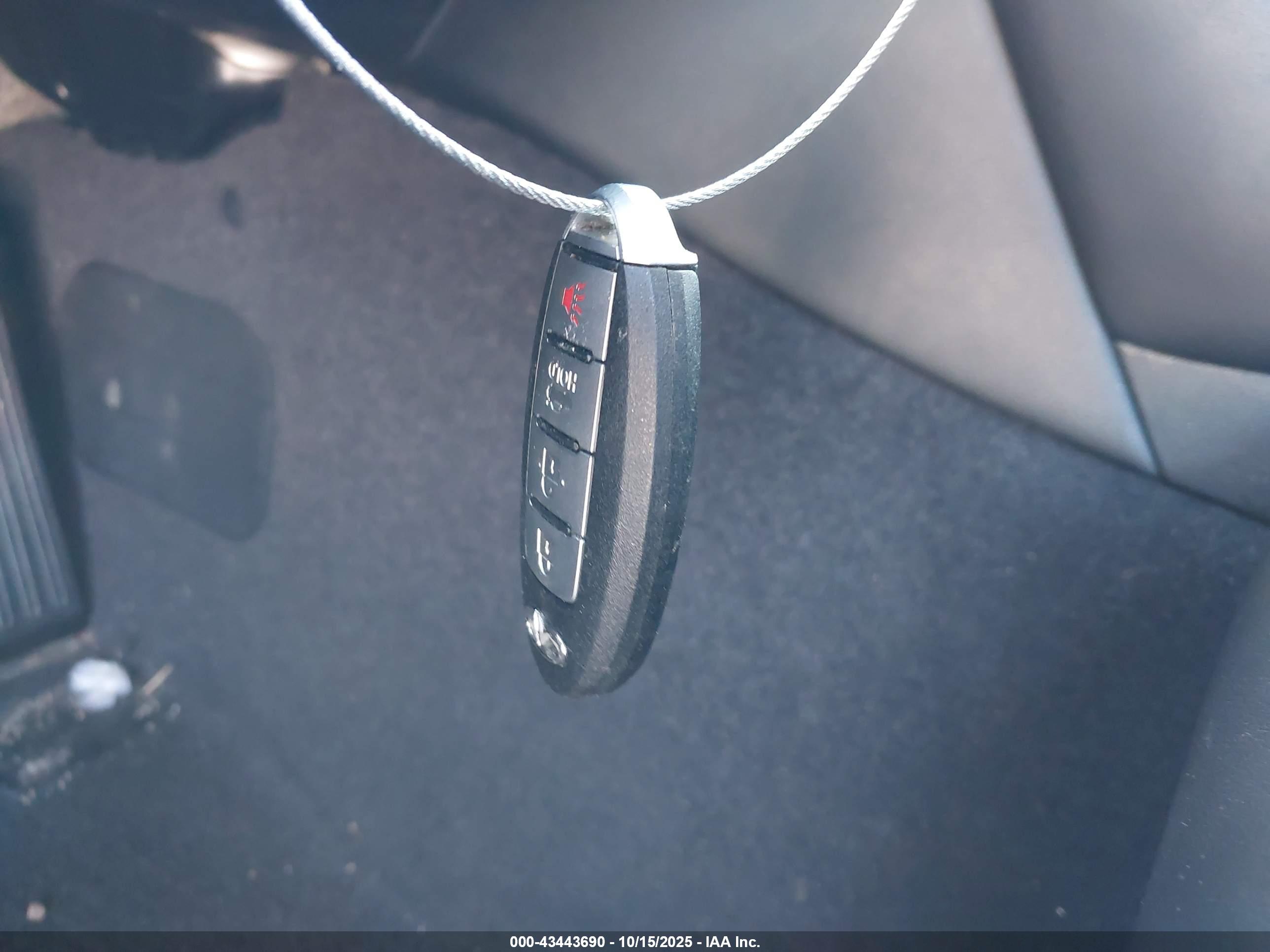 INFINITI Q50 image 11