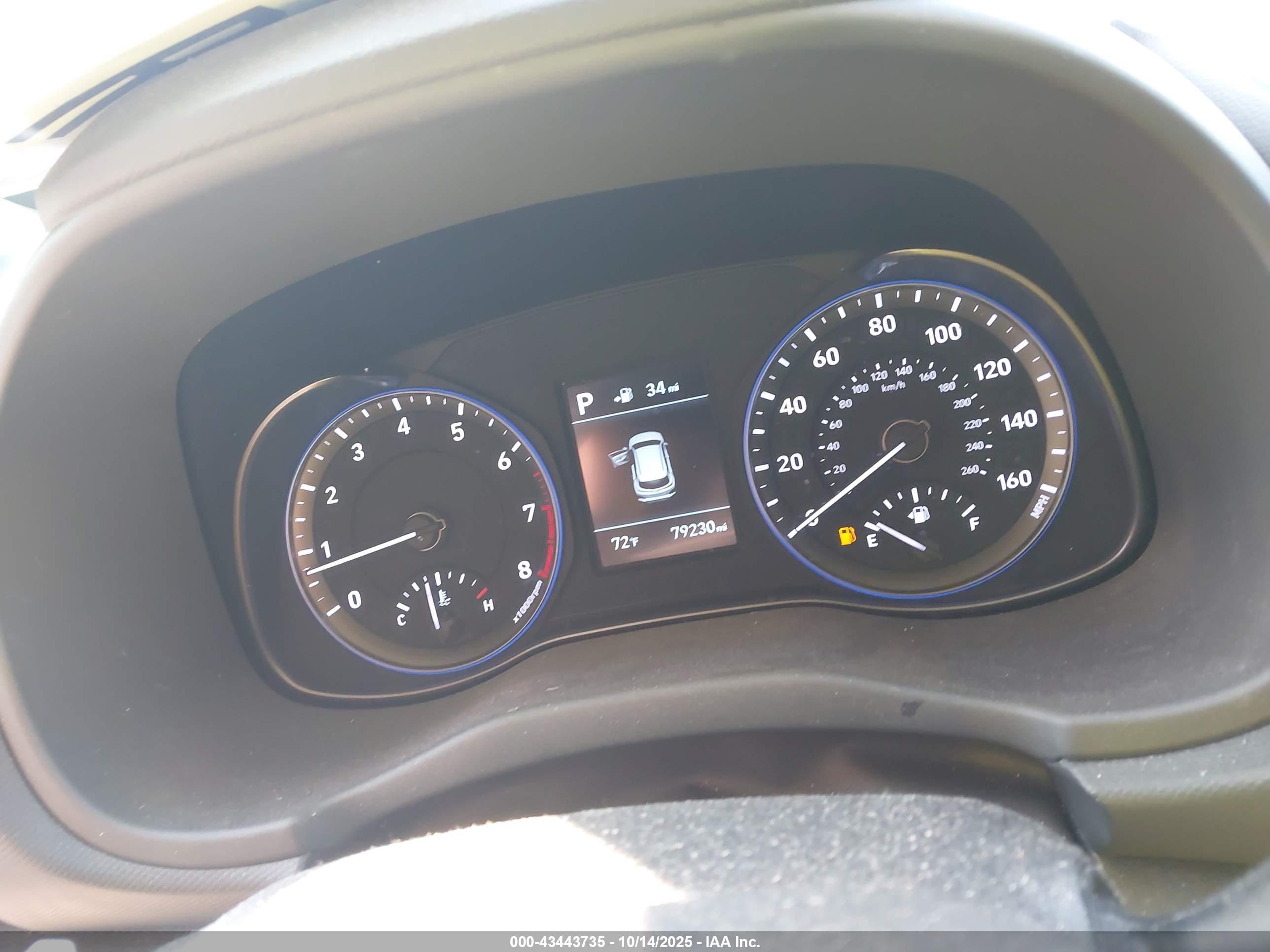 HYUNDAI KONA image 7