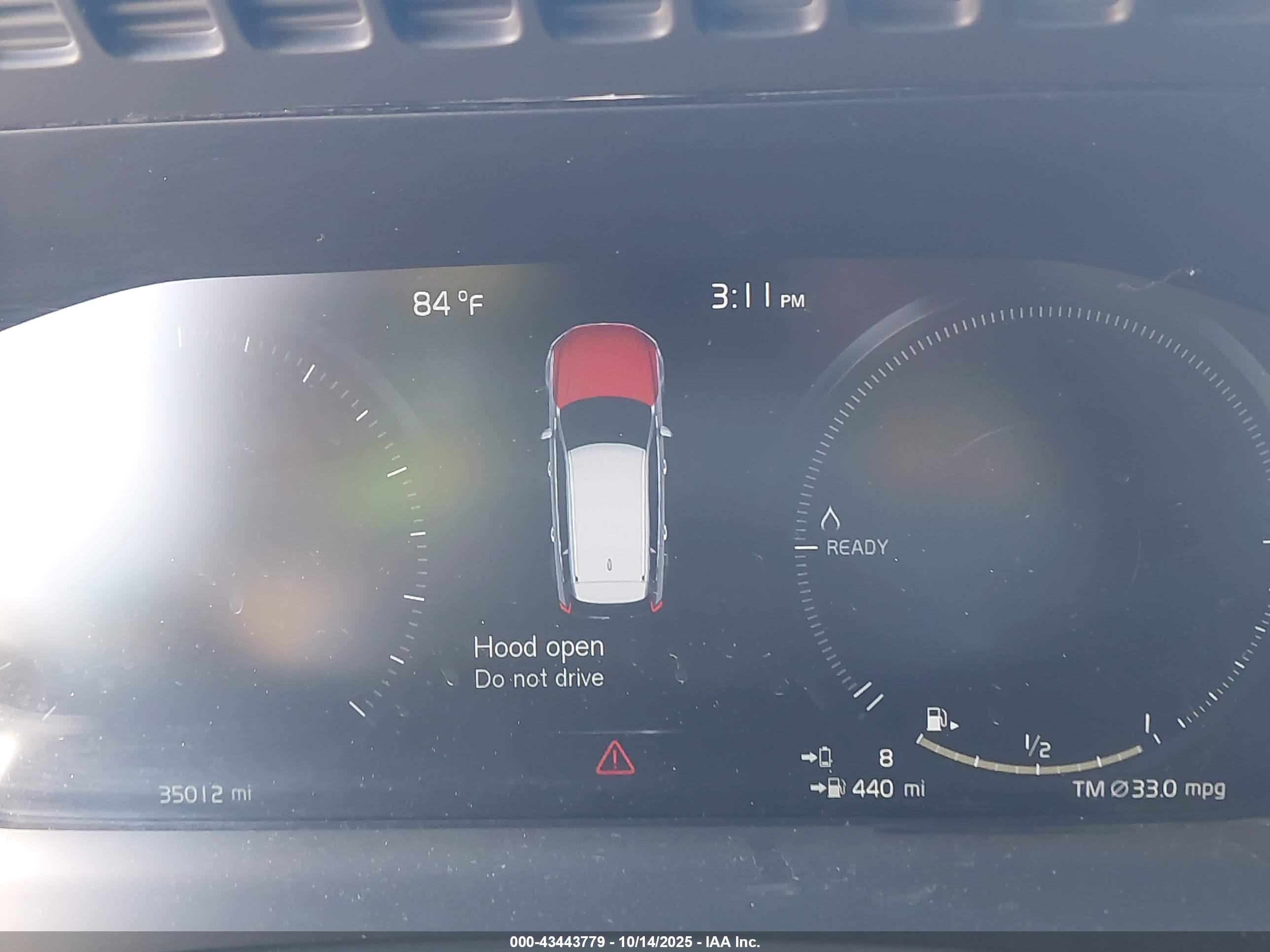 VOLVO XC90 image 7