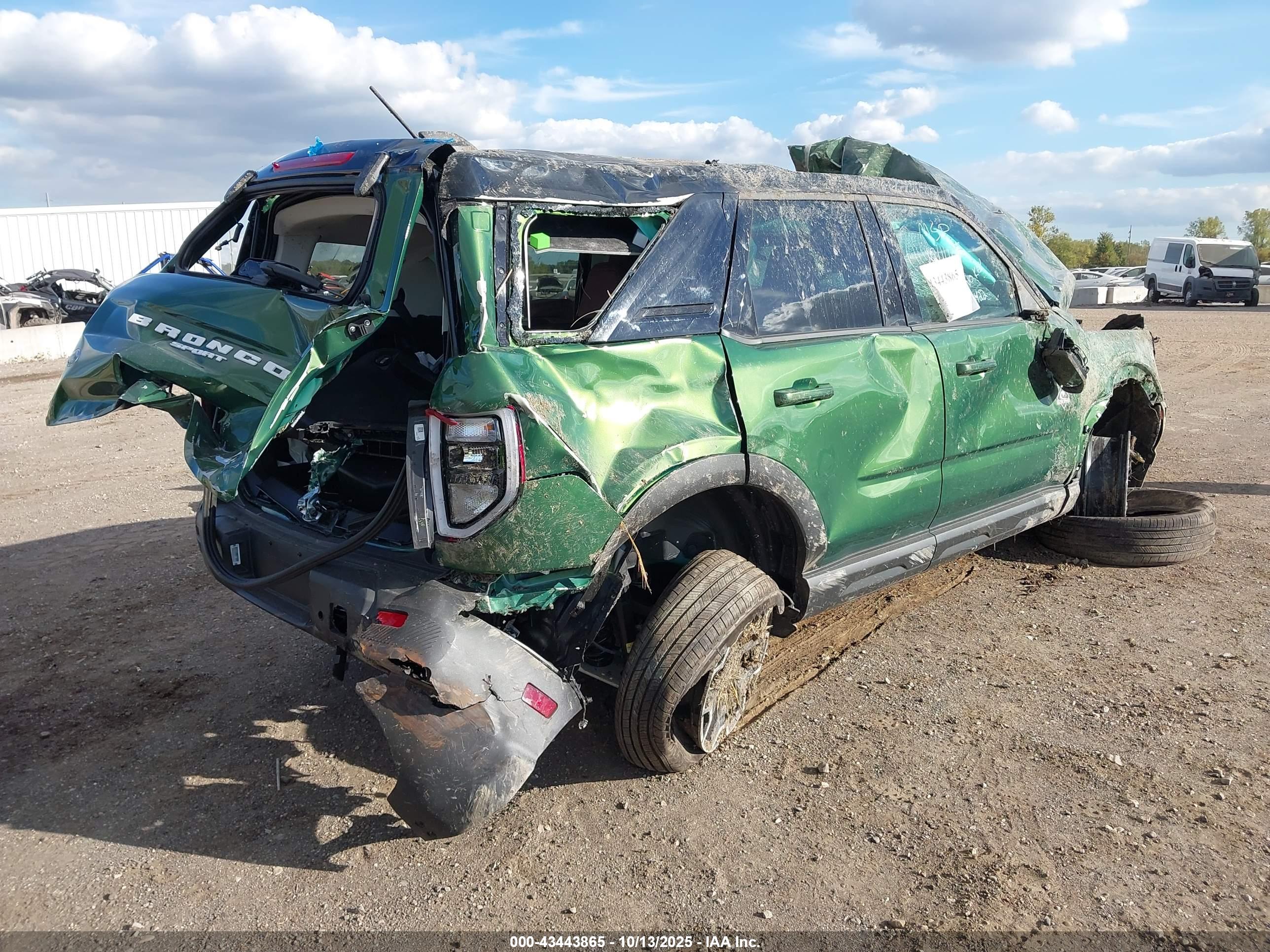 FORD BRONCO image 4
