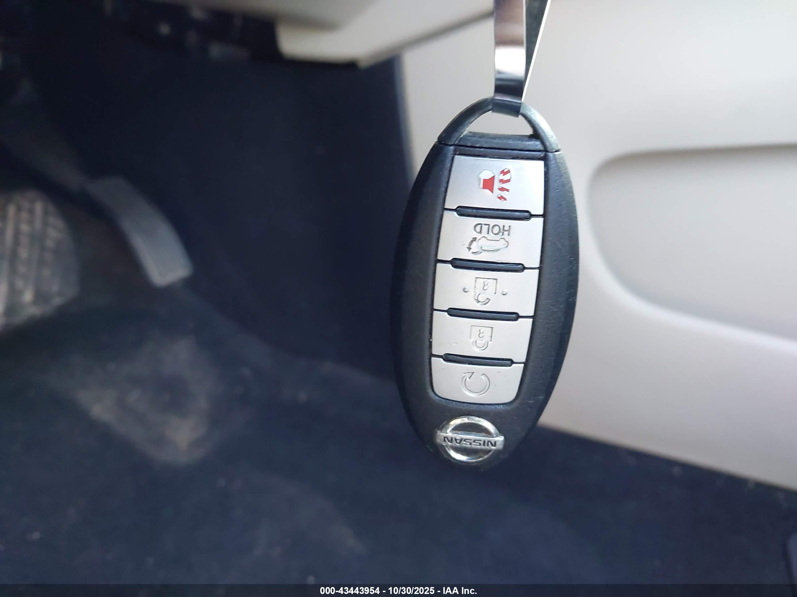 NISSAN PATHFINDER image 11