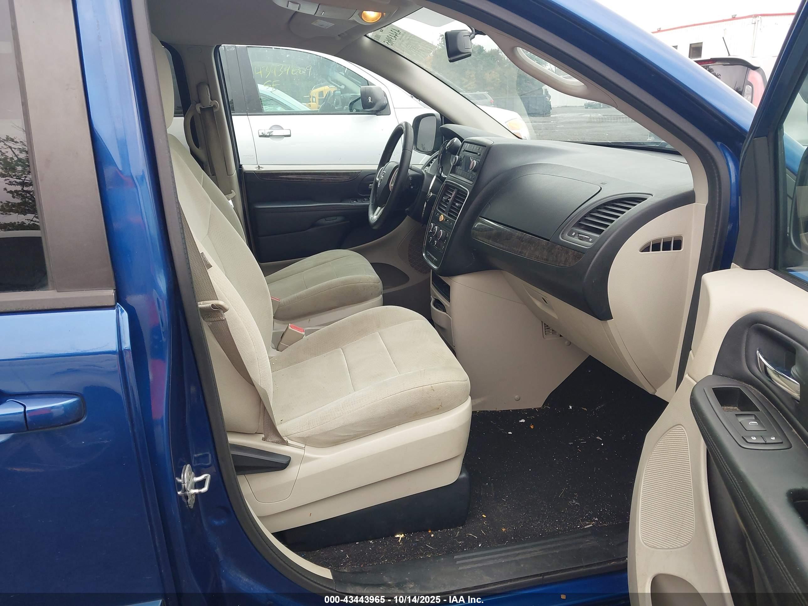 DODGE GRAND image 5