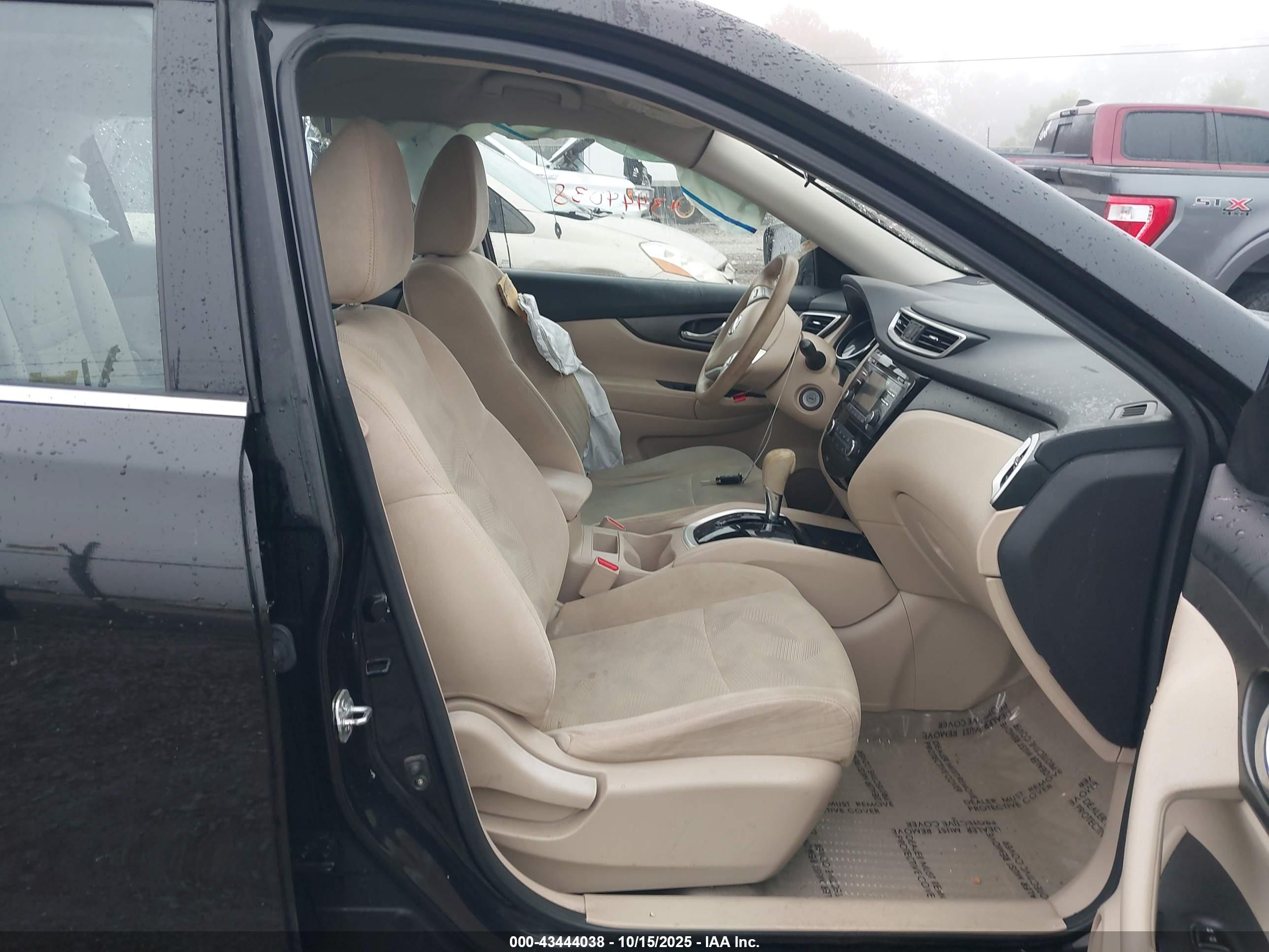 NISSAN ROGUE image 5