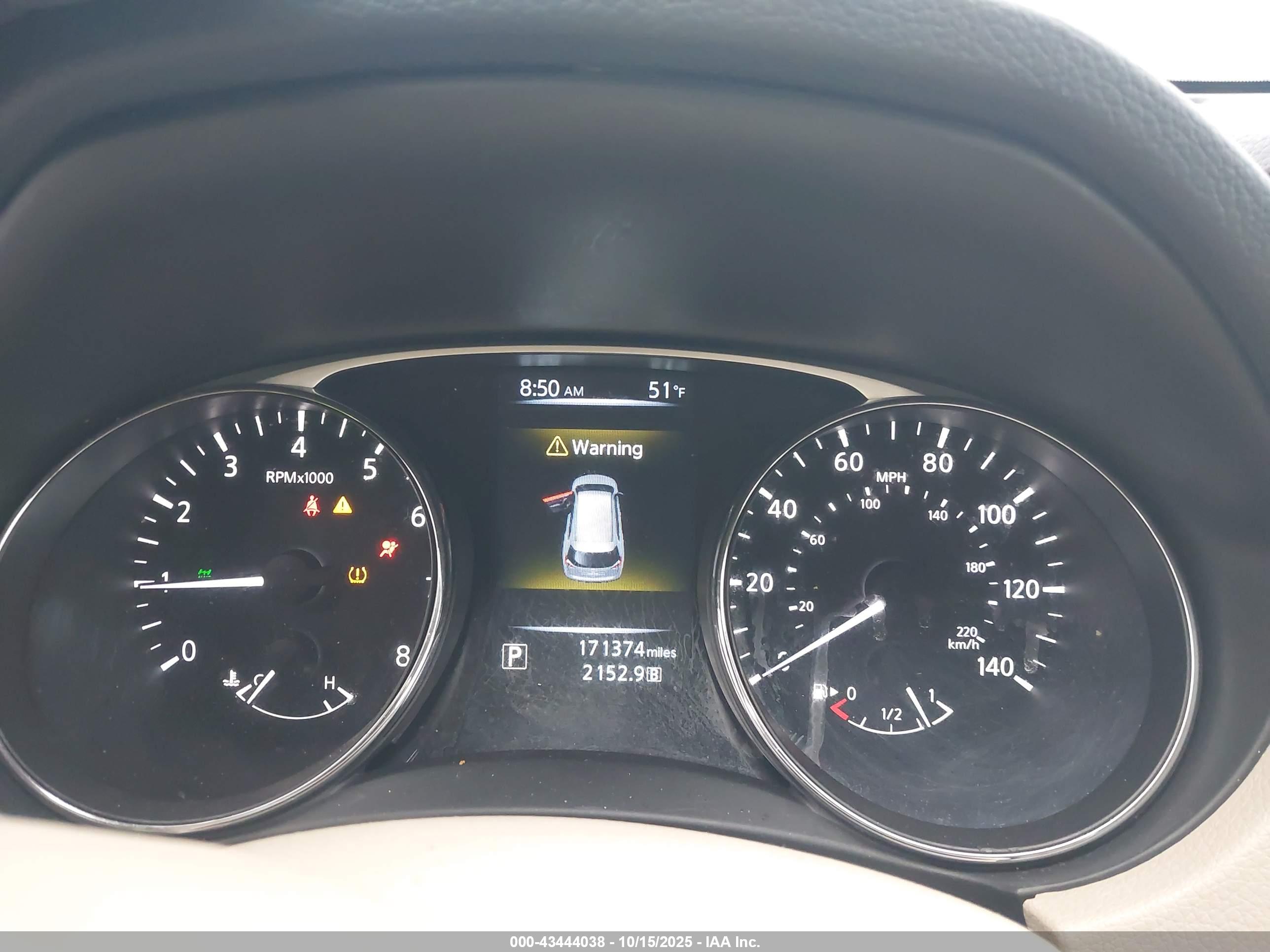 NISSAN ROGUE image 7
