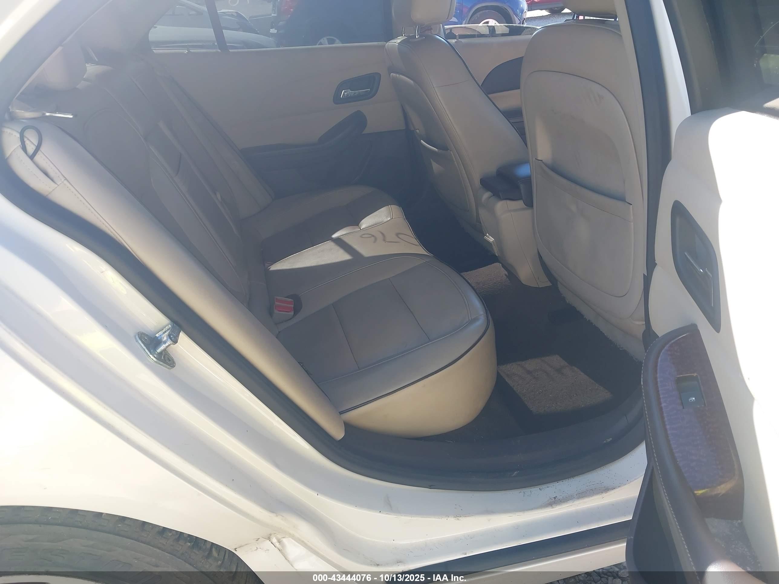 CHEVROLET MALIBU image 8