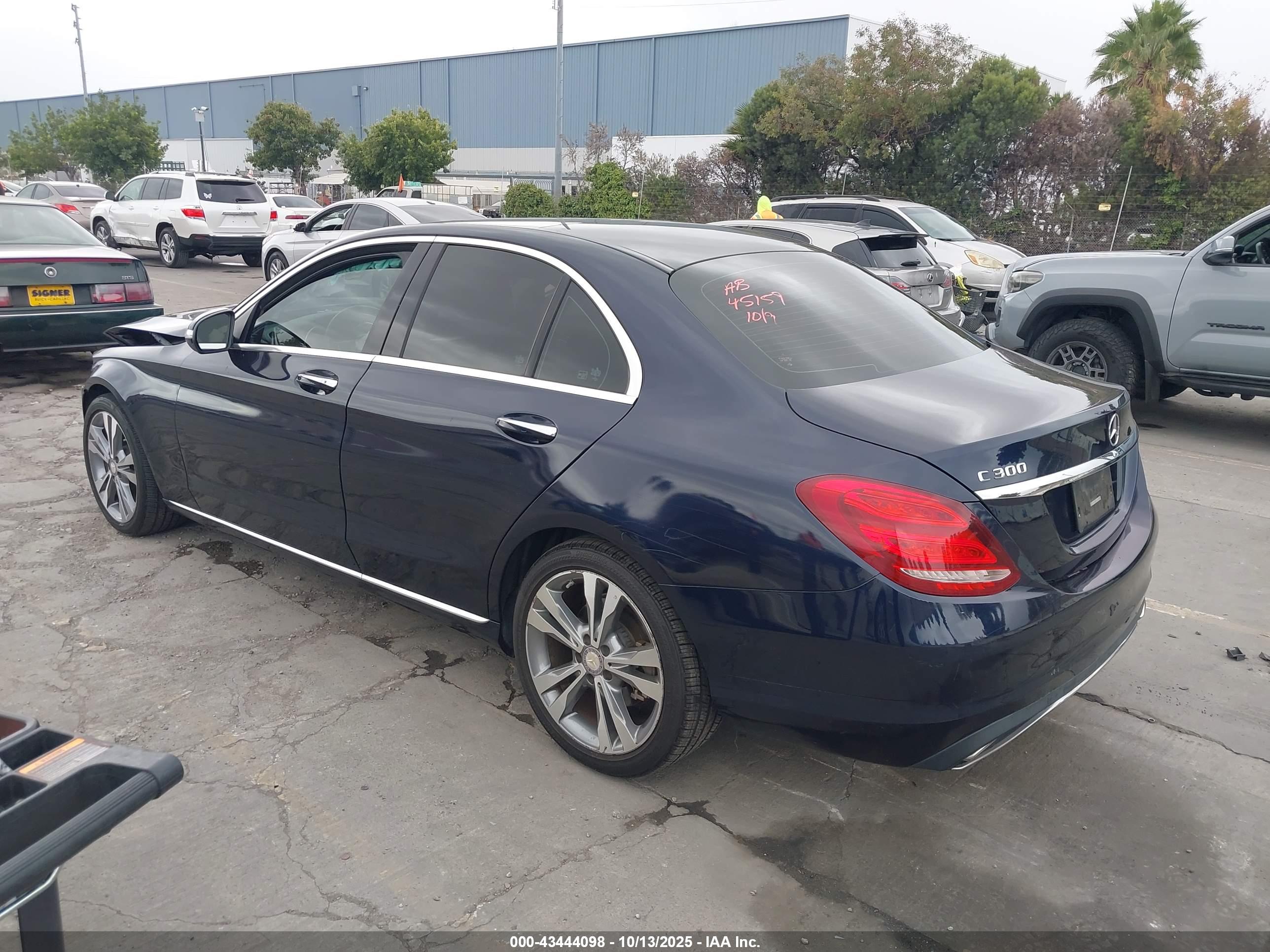 MERCEDES-BENZ C image 3