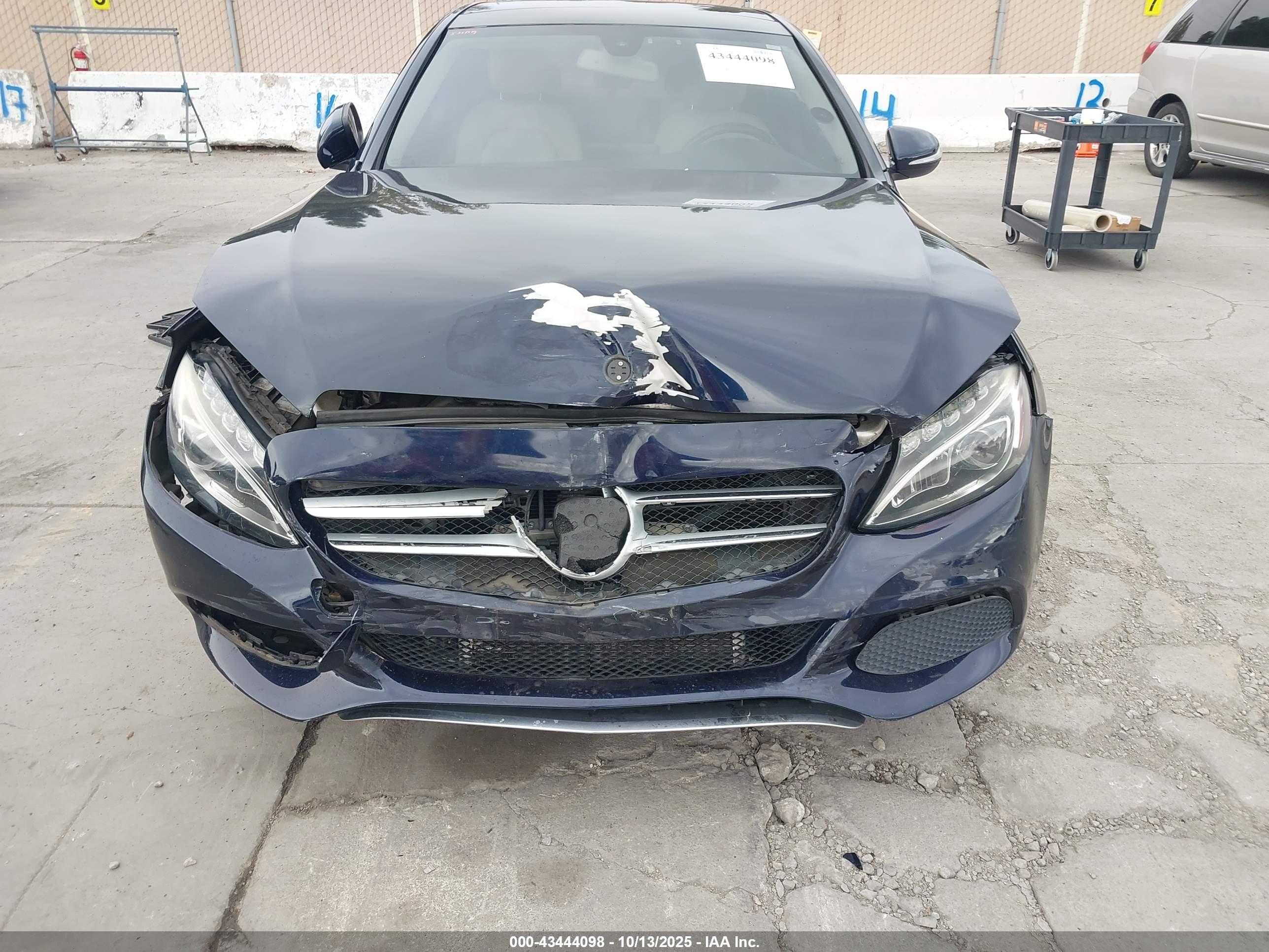 MERCEDES-BENZ C image 6