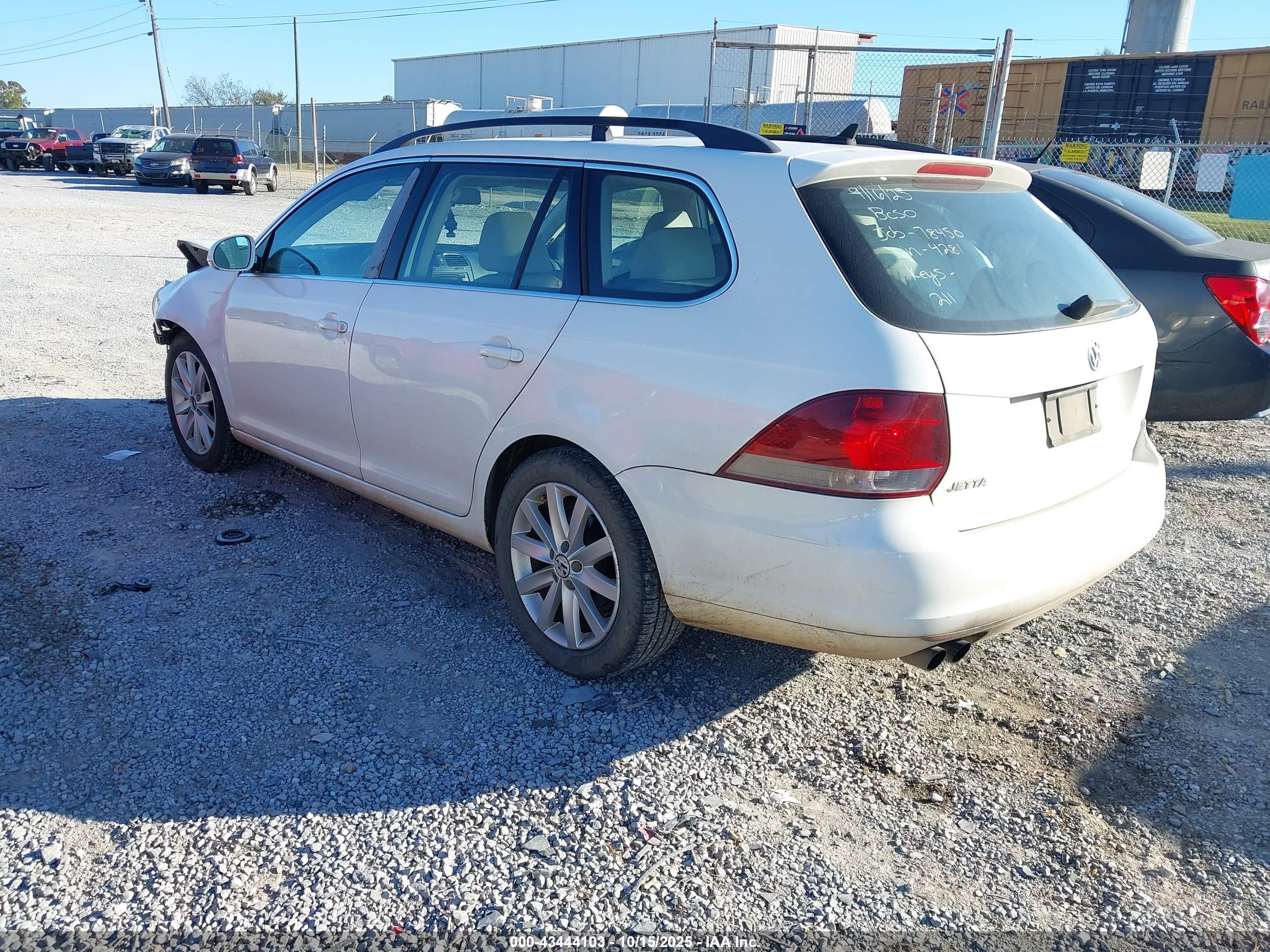 VOLKSWAGEN JETTA image 3