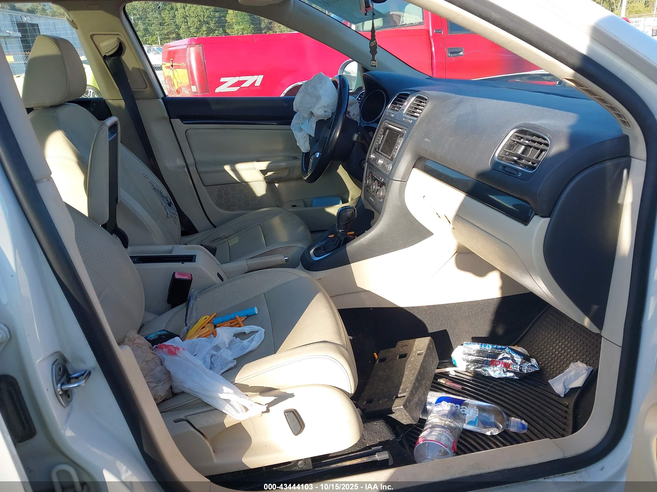 VOLKSWAGEN JETTA image 5