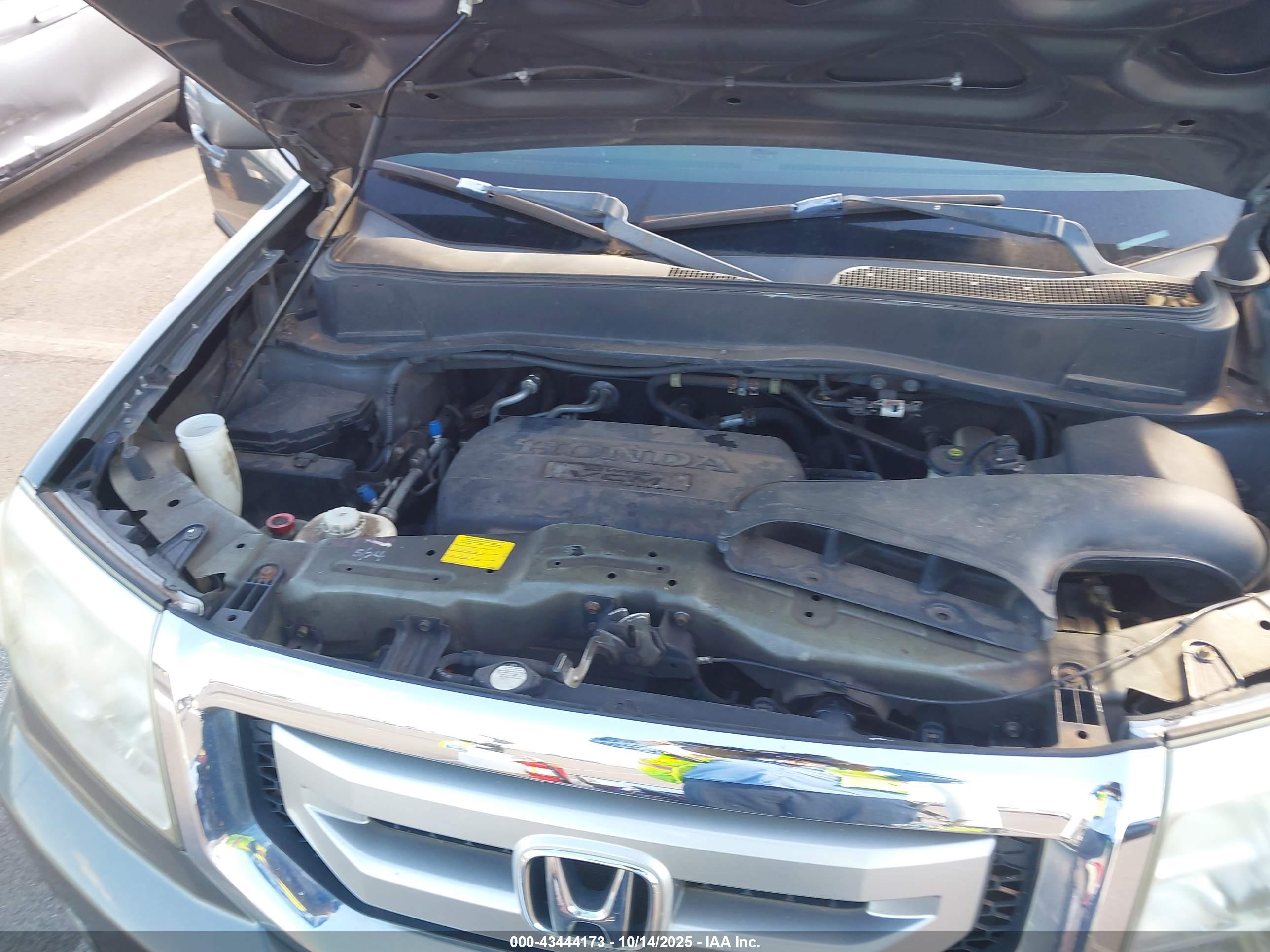 HONDA PILOT image 10