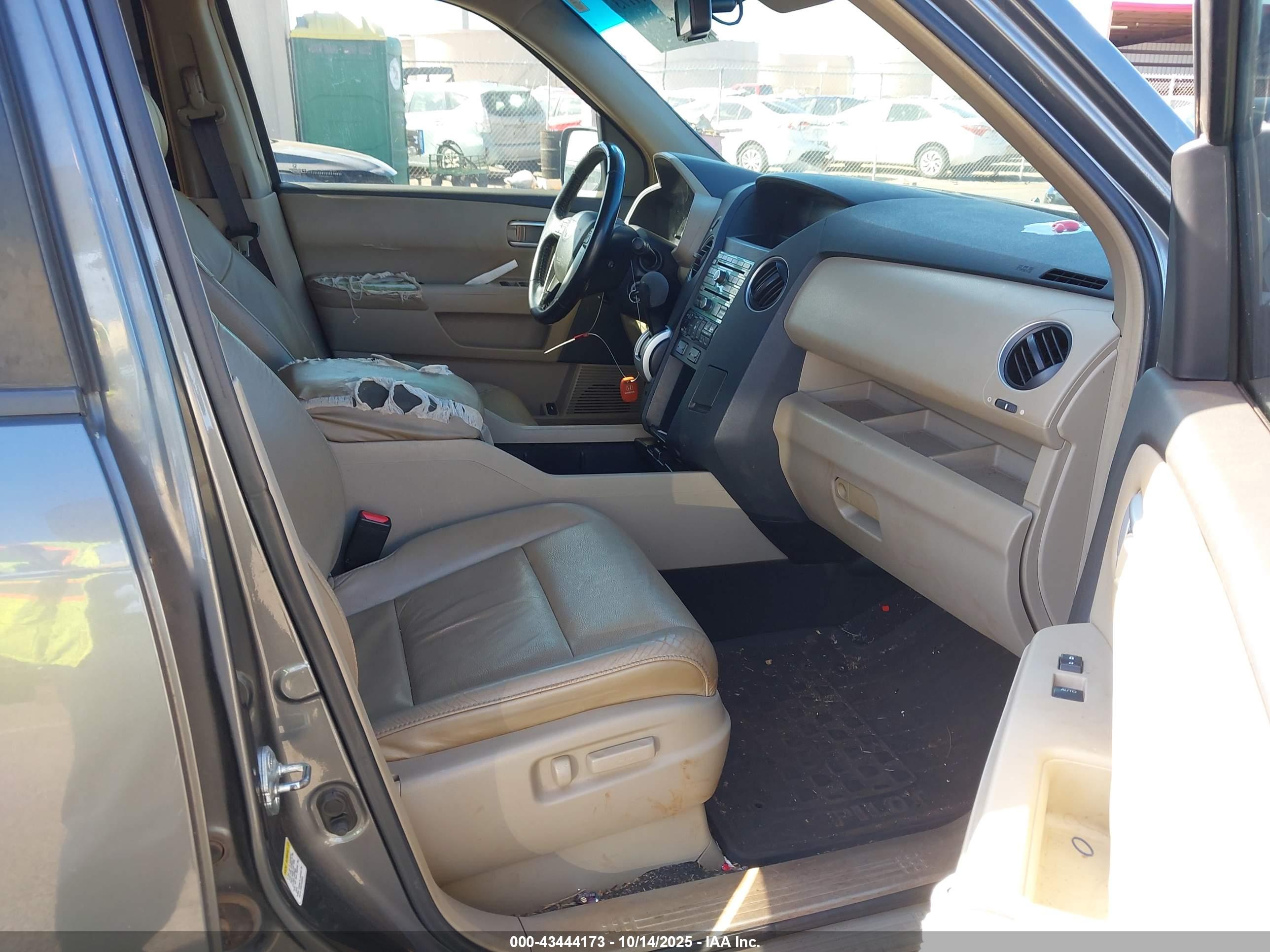 HONDA PILOT image 5