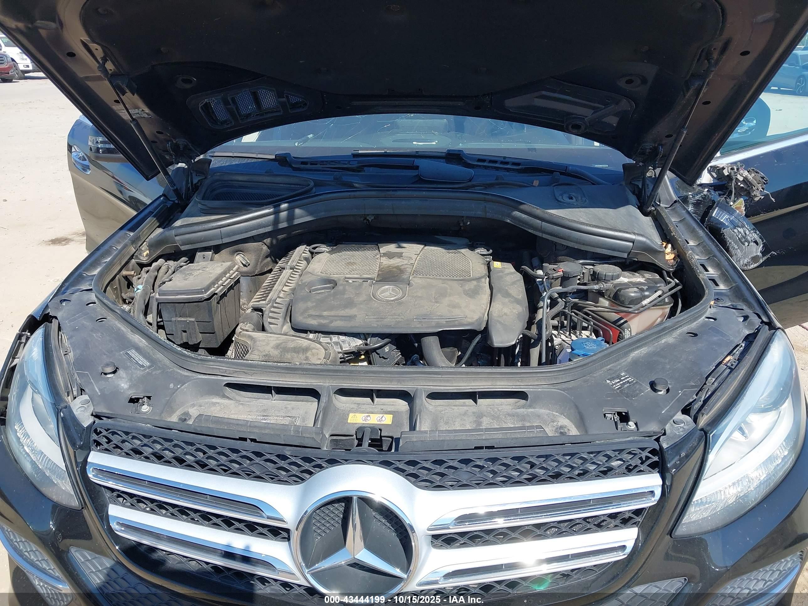 MERCEDES-BENZ GLE image 10