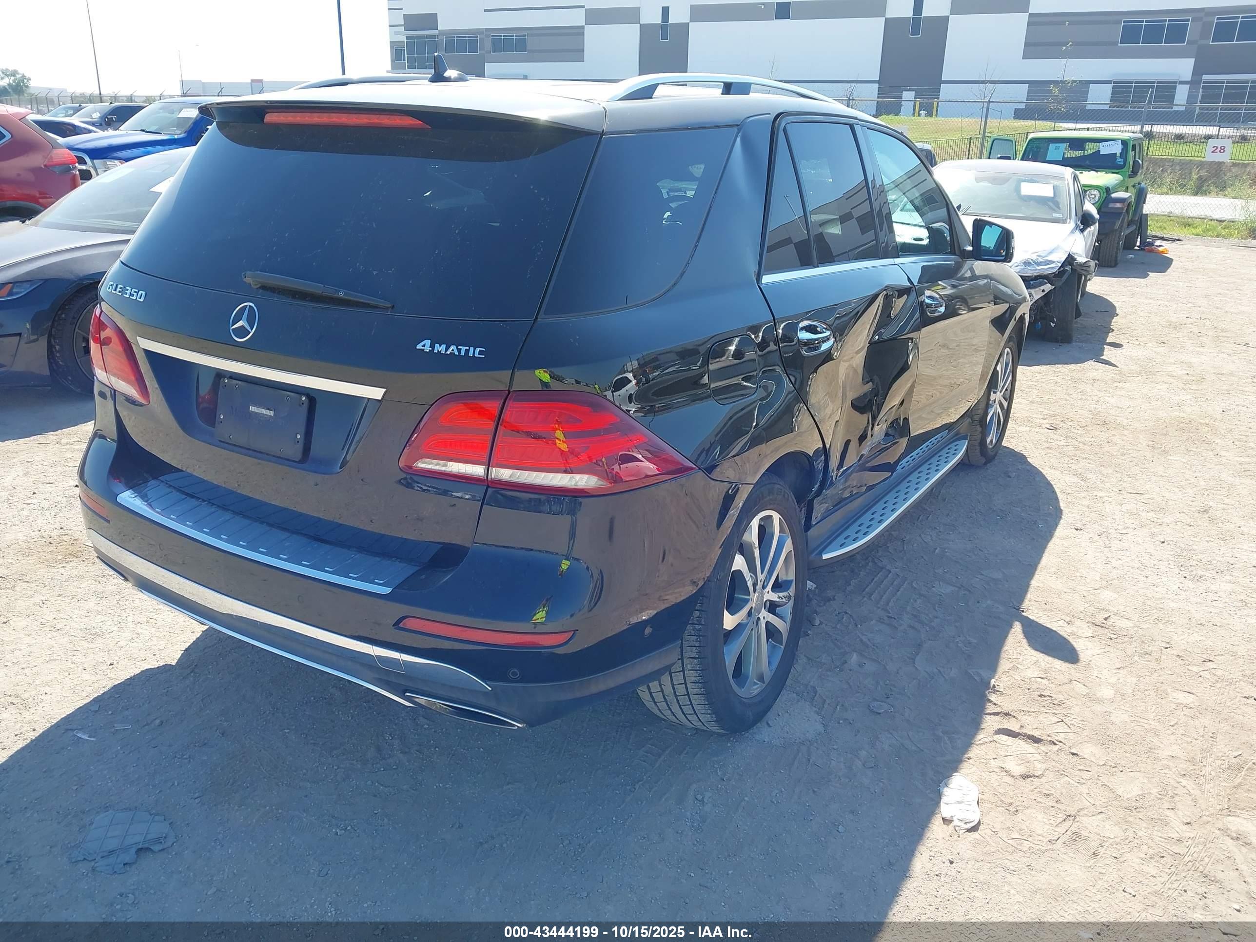 MERCEDES-BENZ GLE image 4