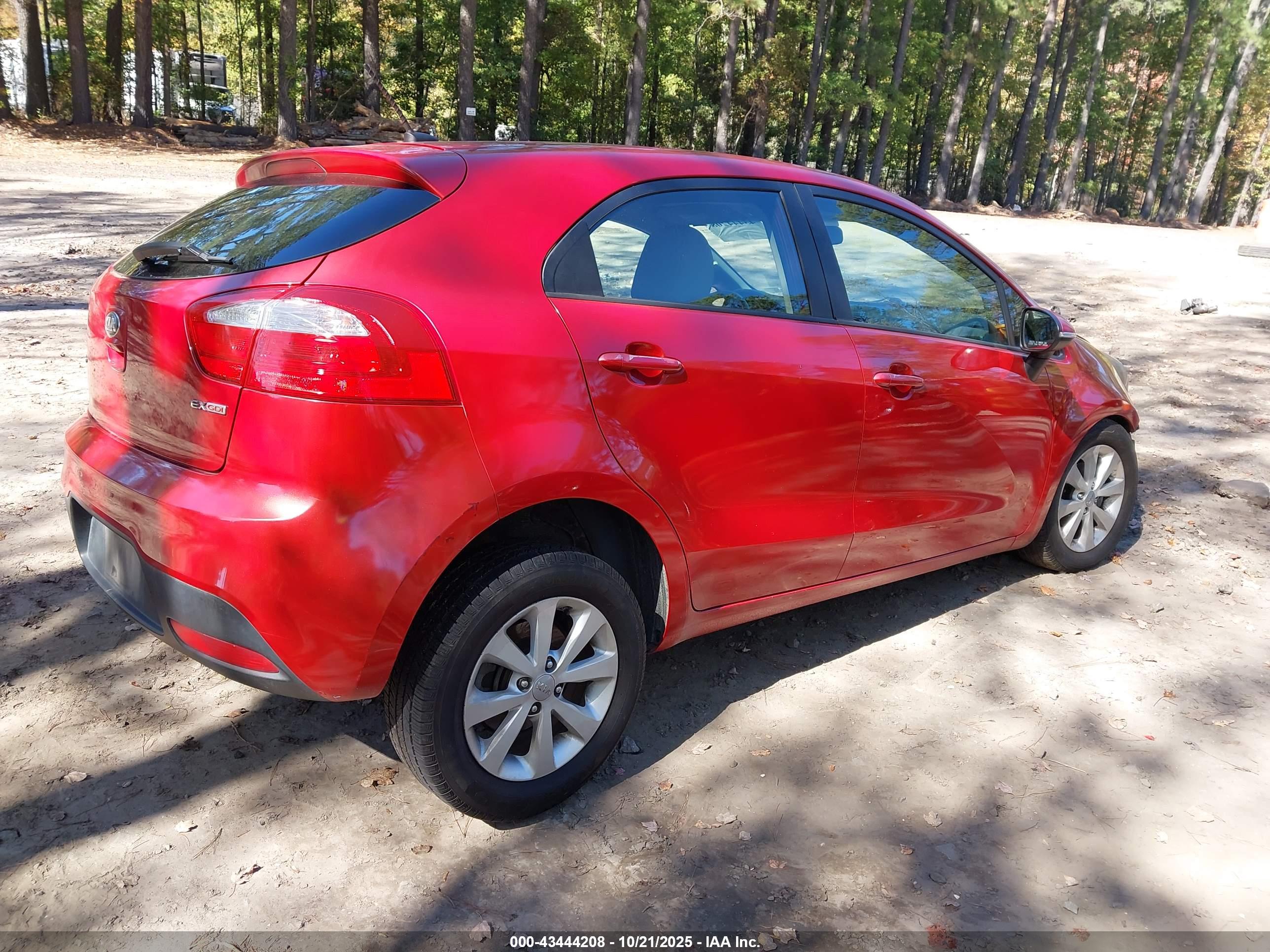 KIA RIO image 4