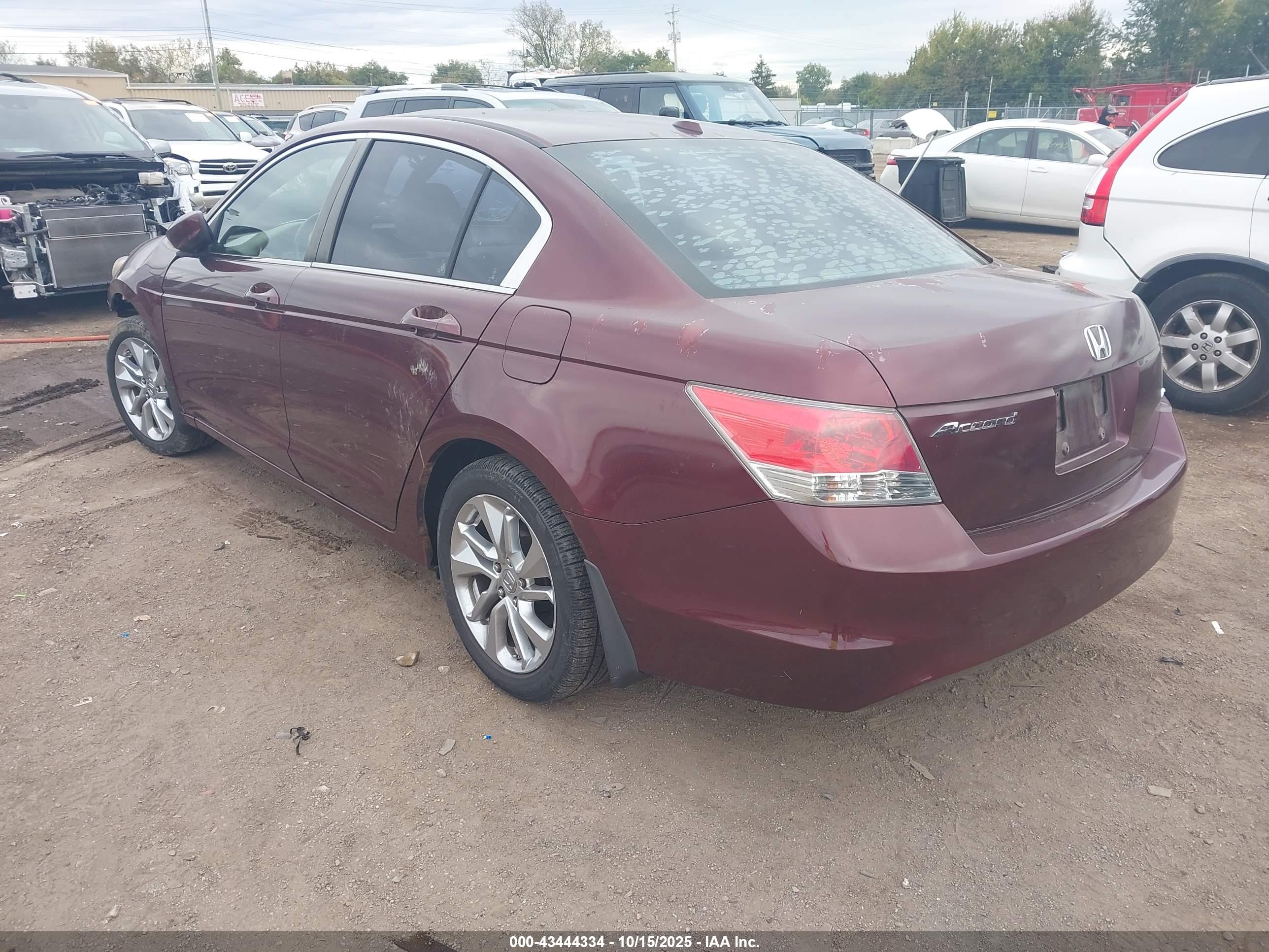 HONDA ACCORD image 3