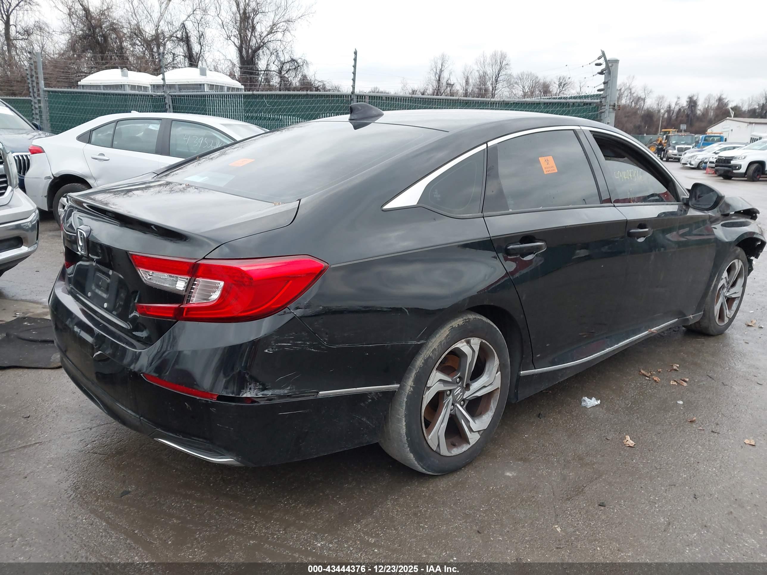 HONDA ACCORD image 4