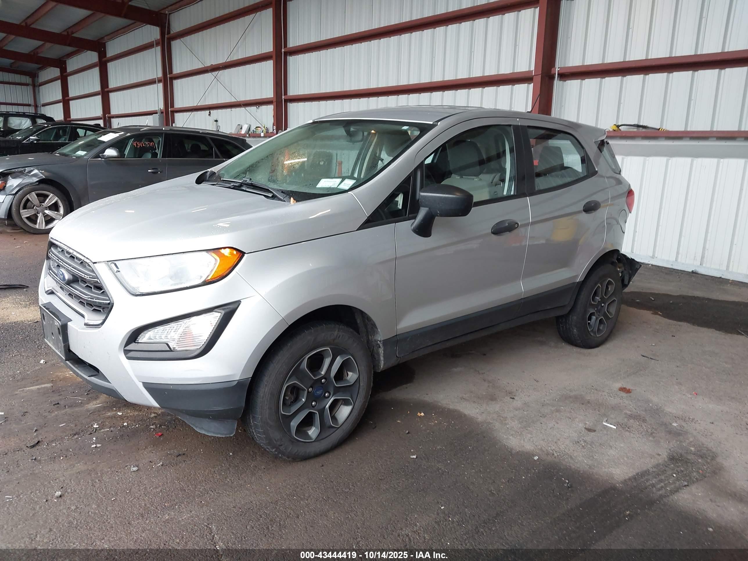FORD ECOSPORT image 2