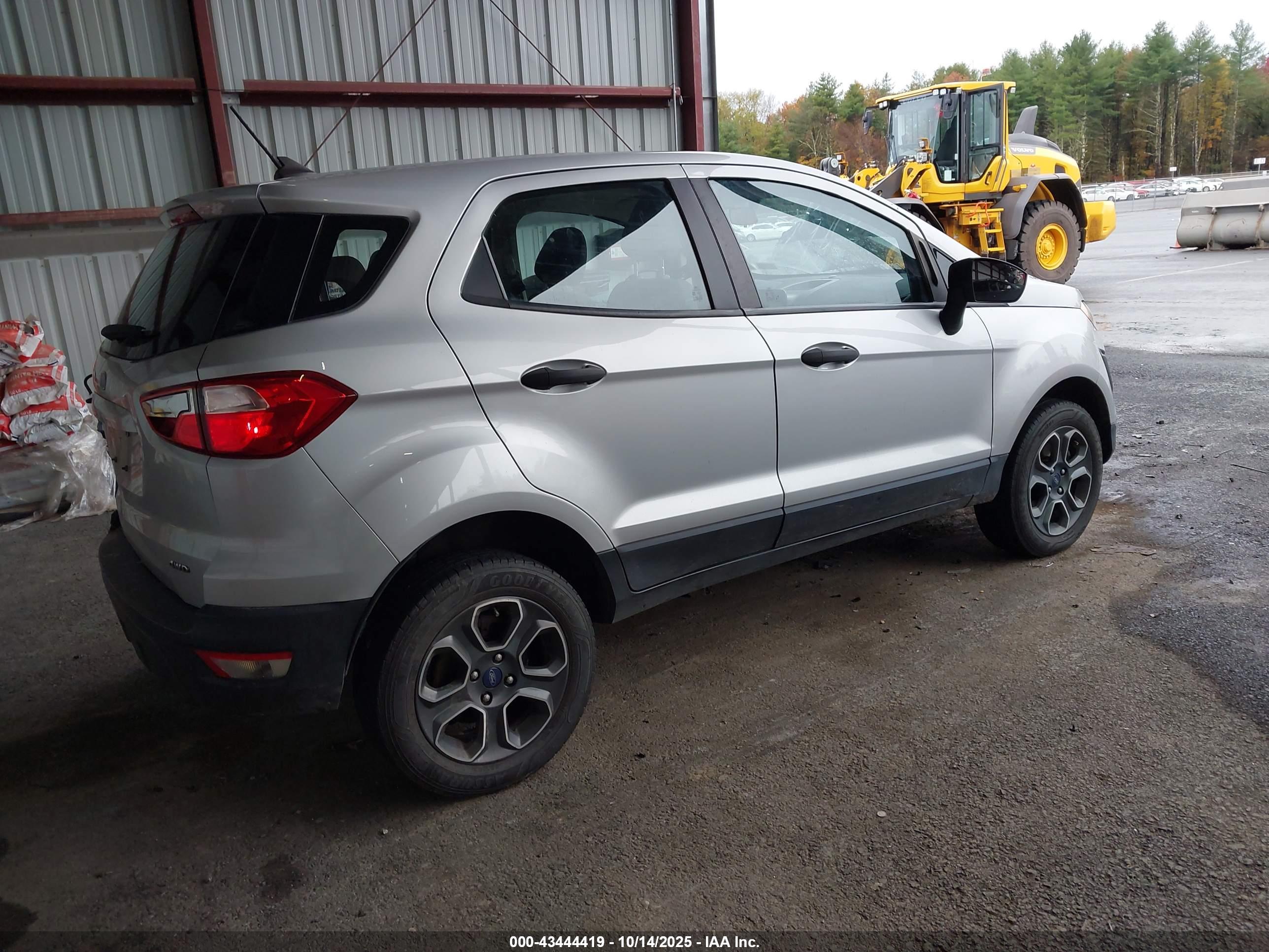 FORD ECOSPORT image 4