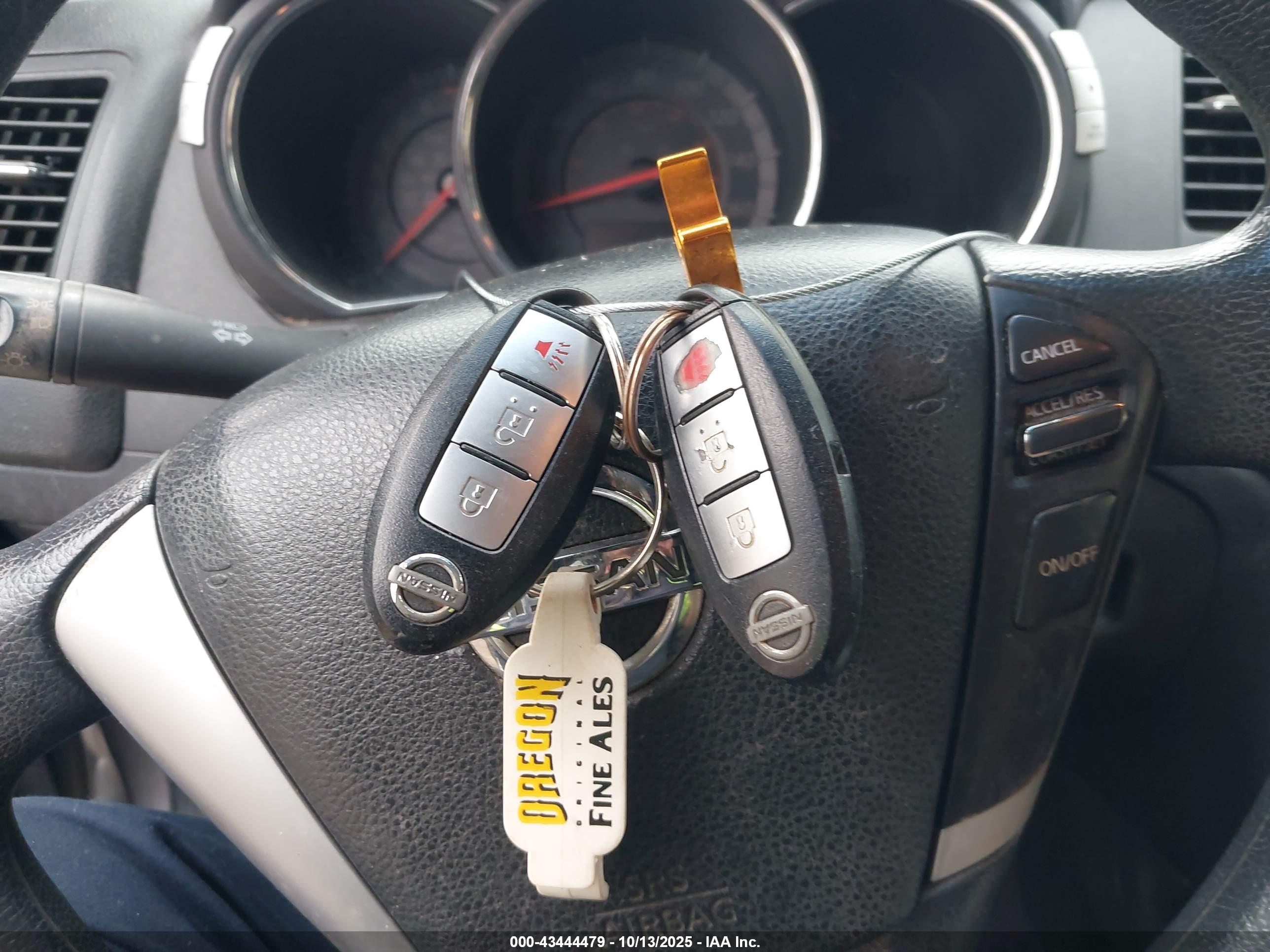 NISSAN MURANO image 11