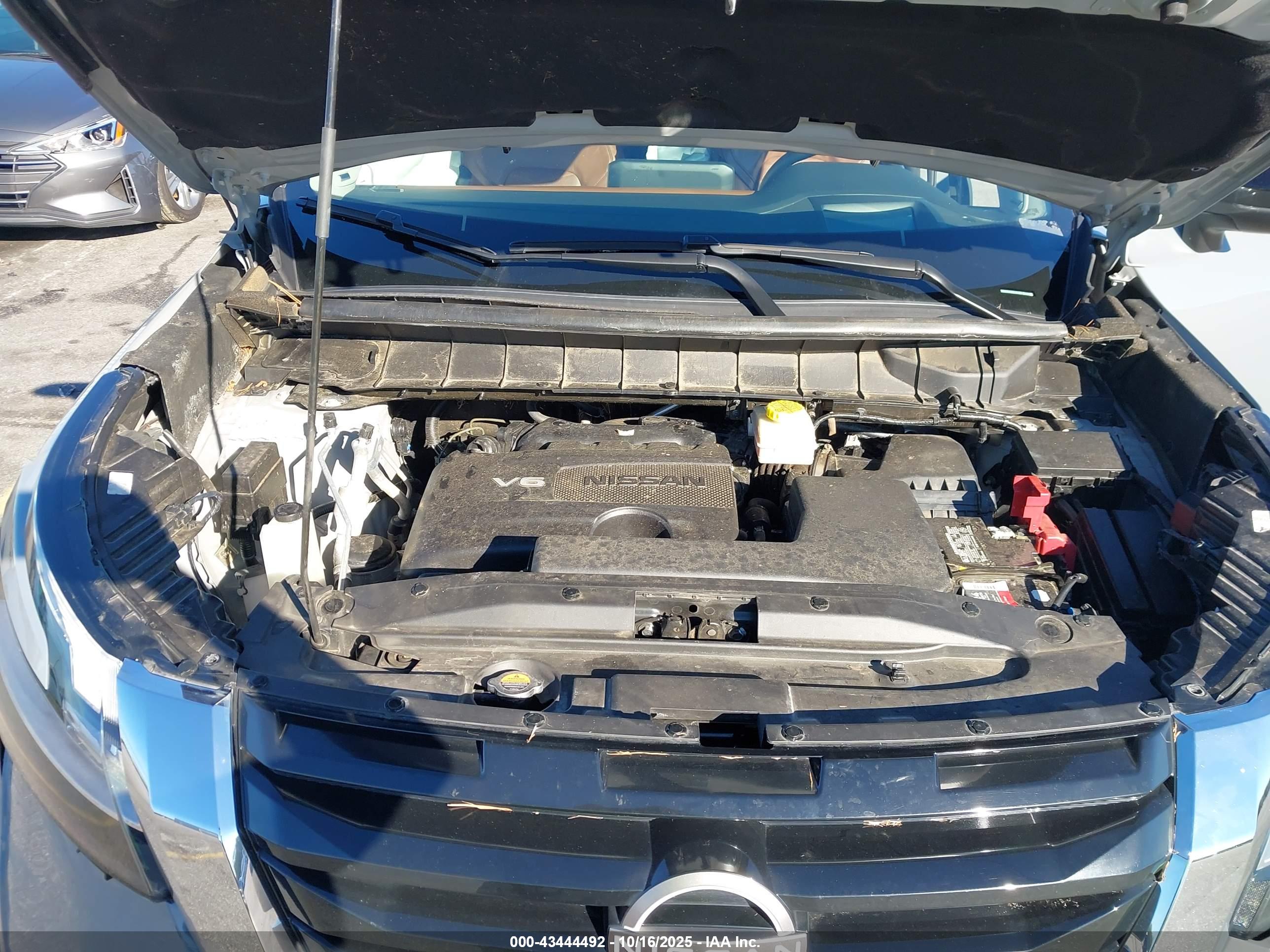 NISSAN PATHFINDER image 10