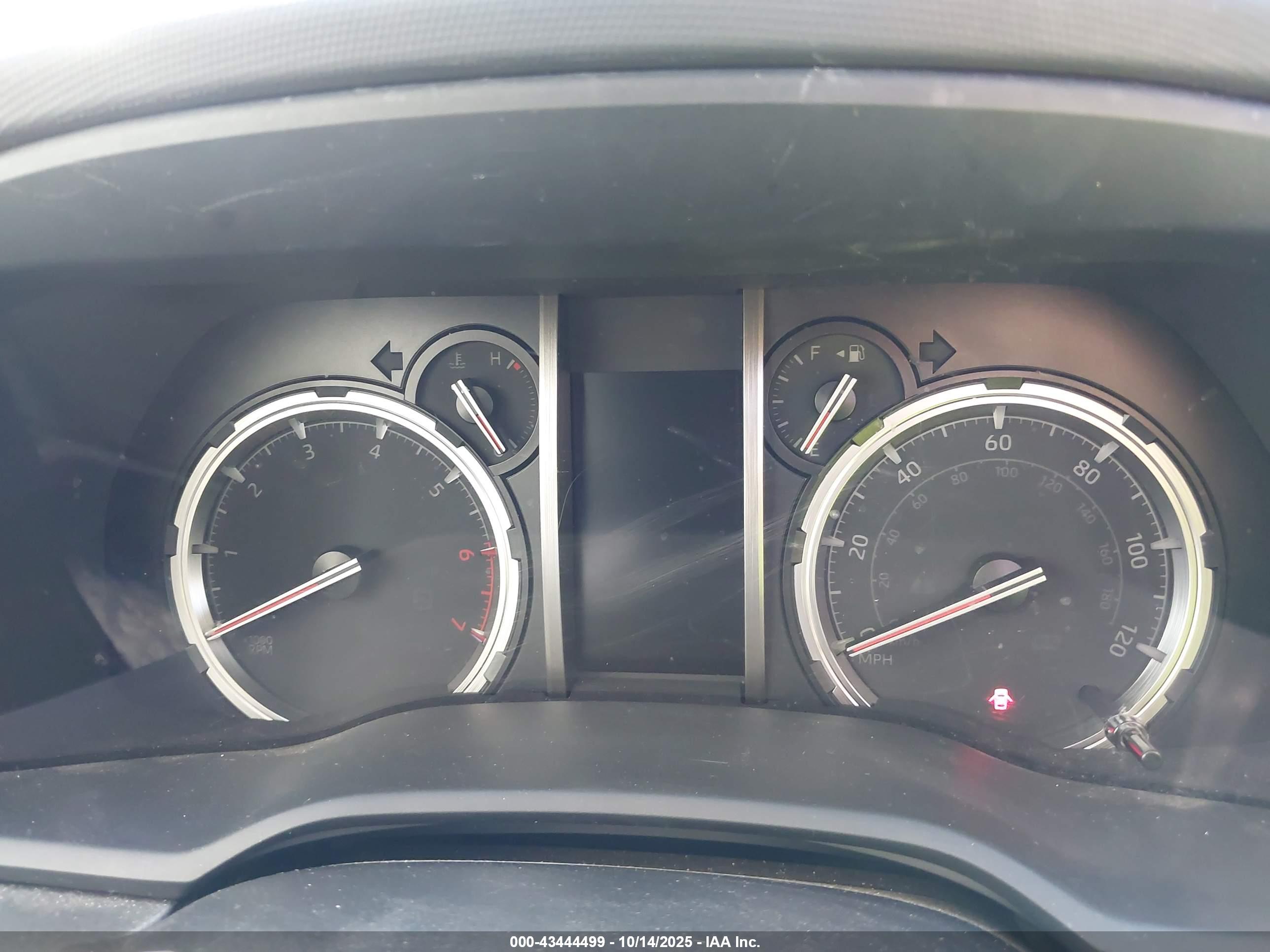 TOYOTA 4RUNNER image 7