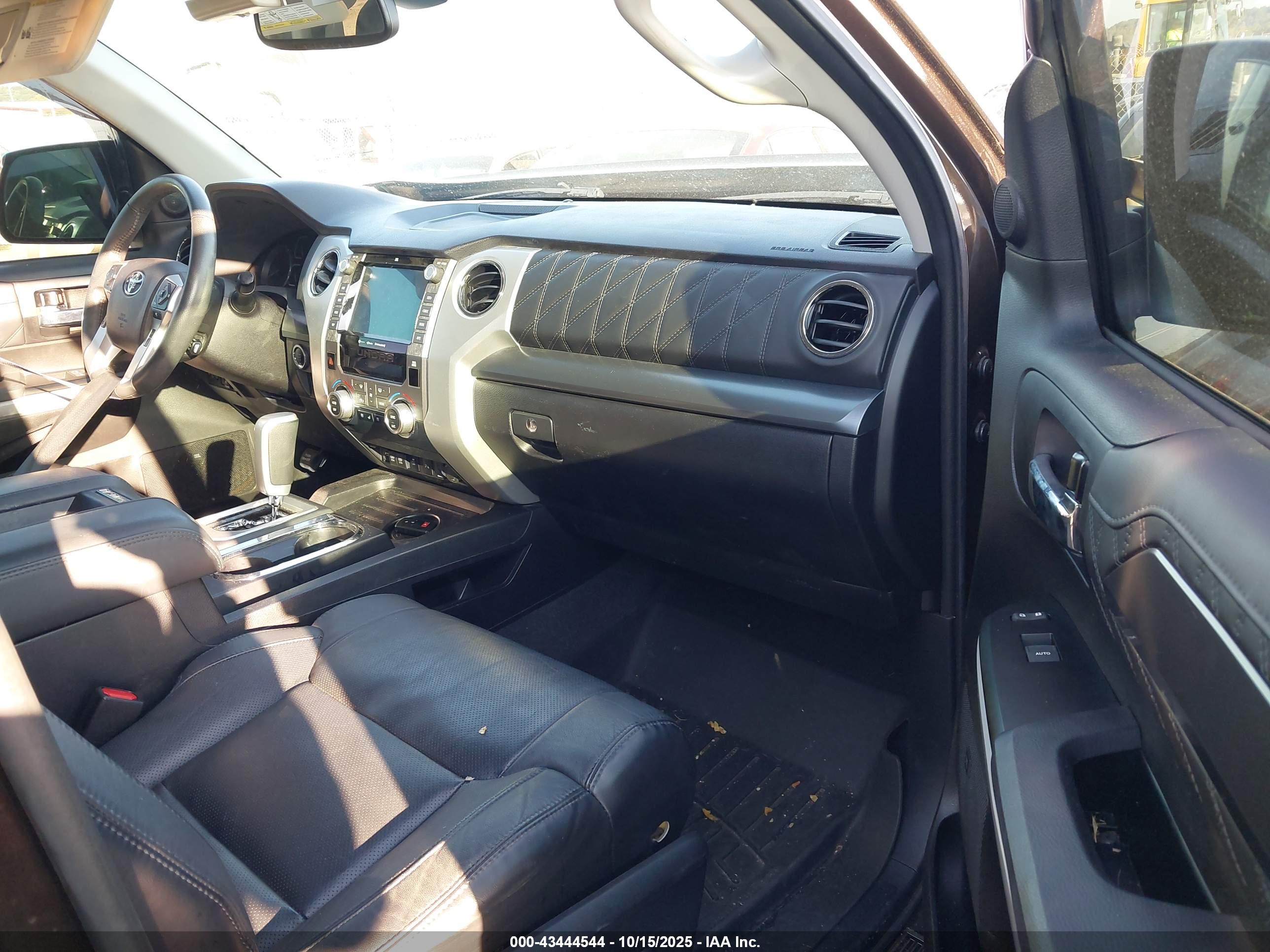 TOYOTA TUNDRA image 5