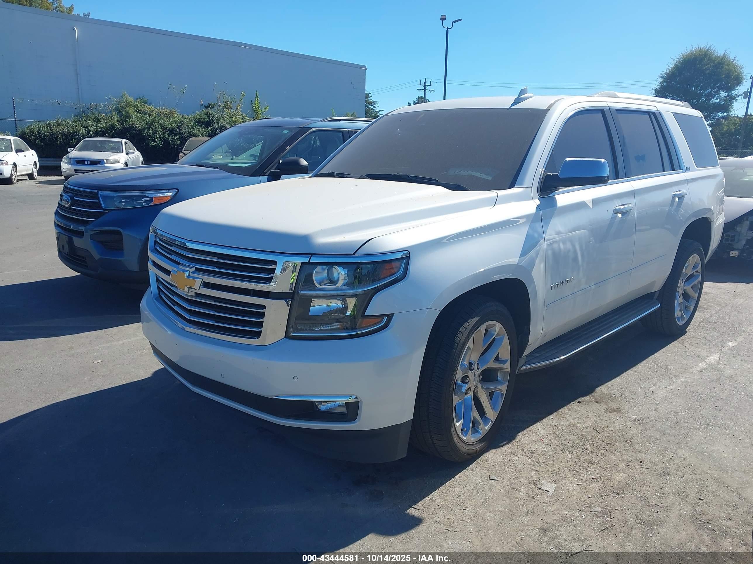 CHEVROLET TAHOE image 2