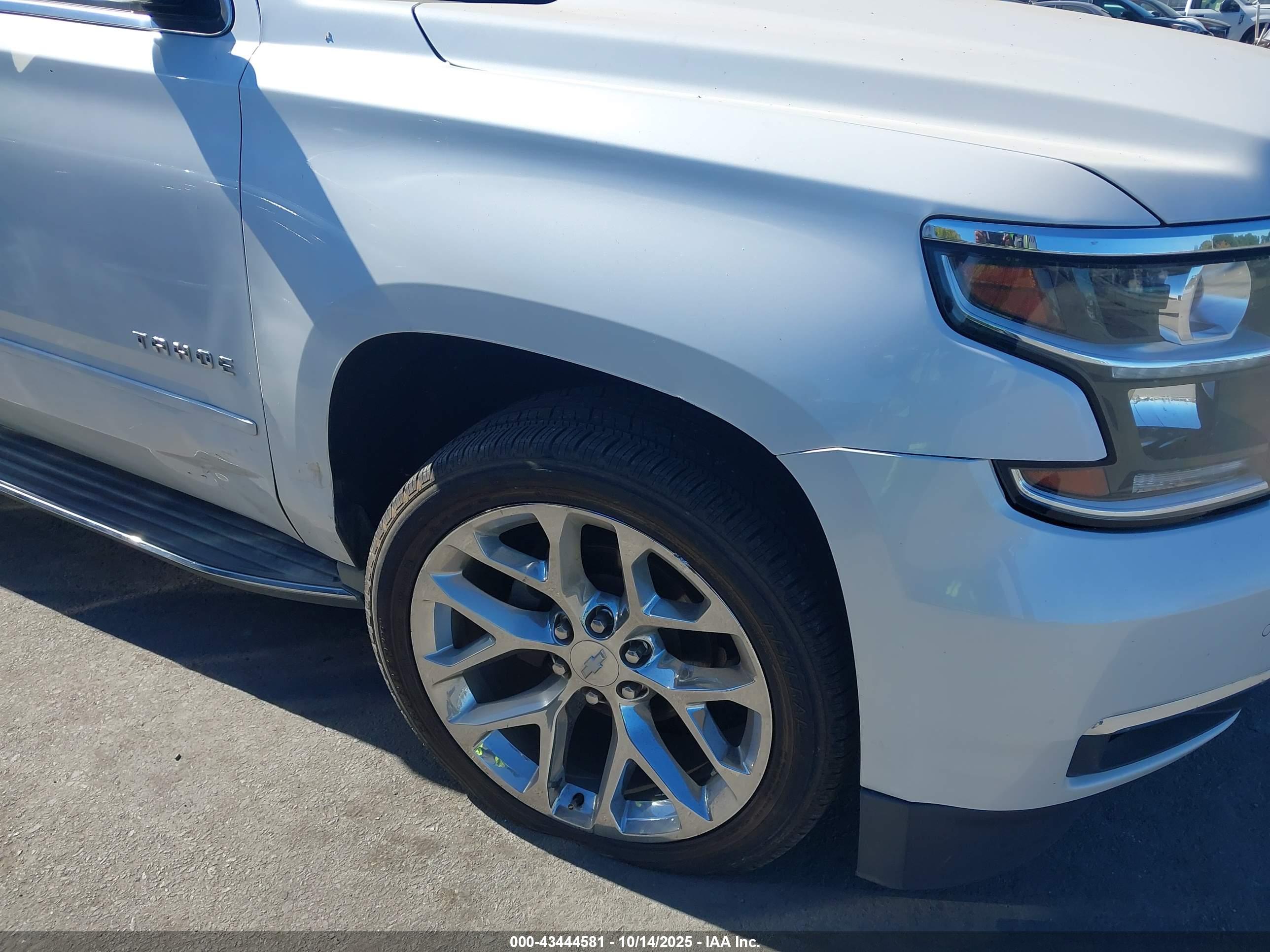 CHEVROLET TAHOE image 6