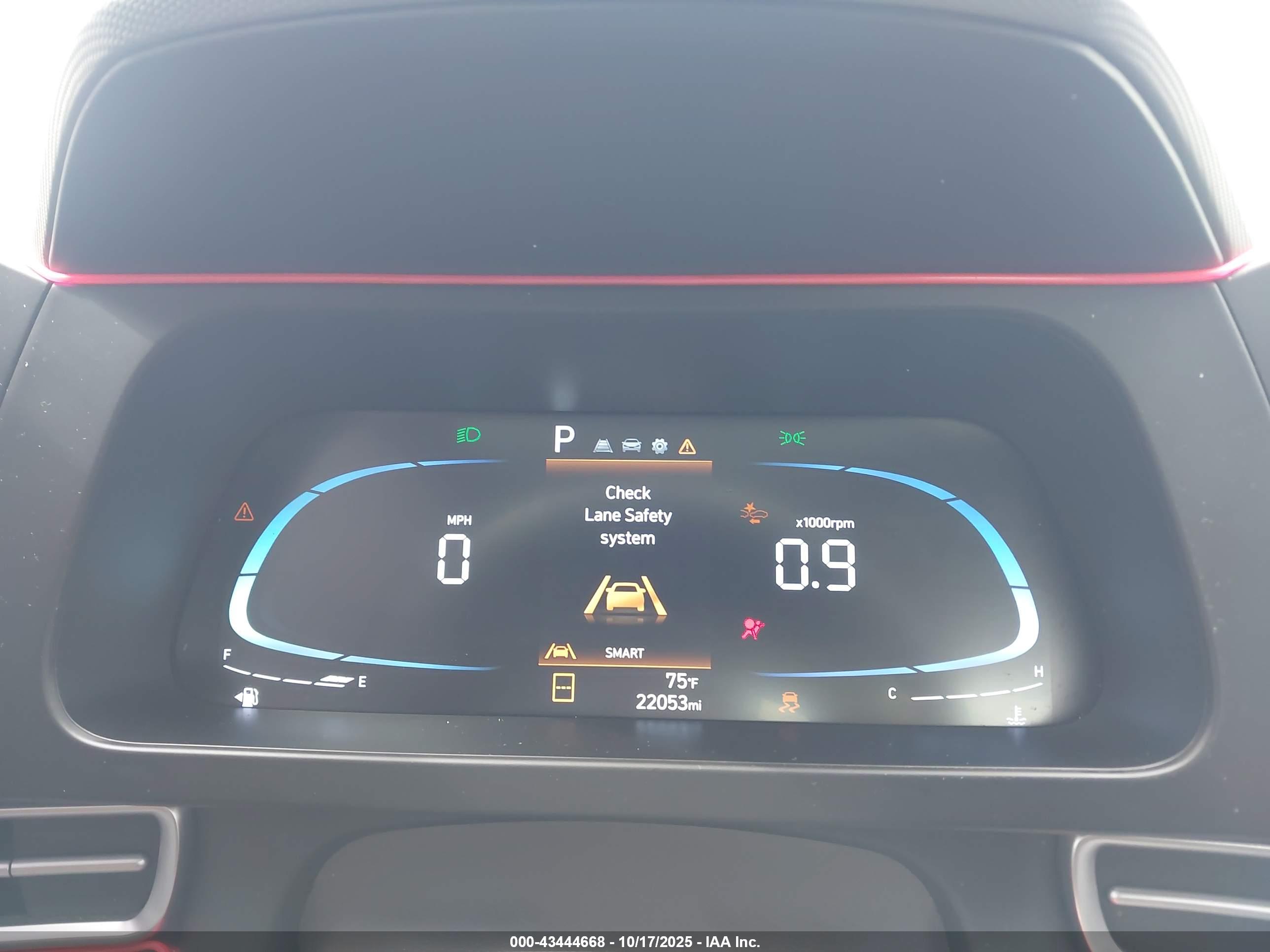 HYUNDAI ELANTRA image 7