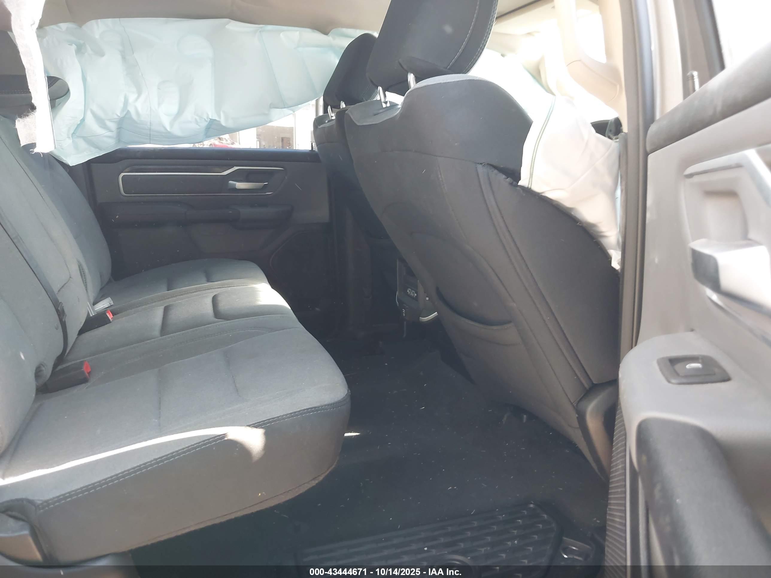 RAM 1500 image 8