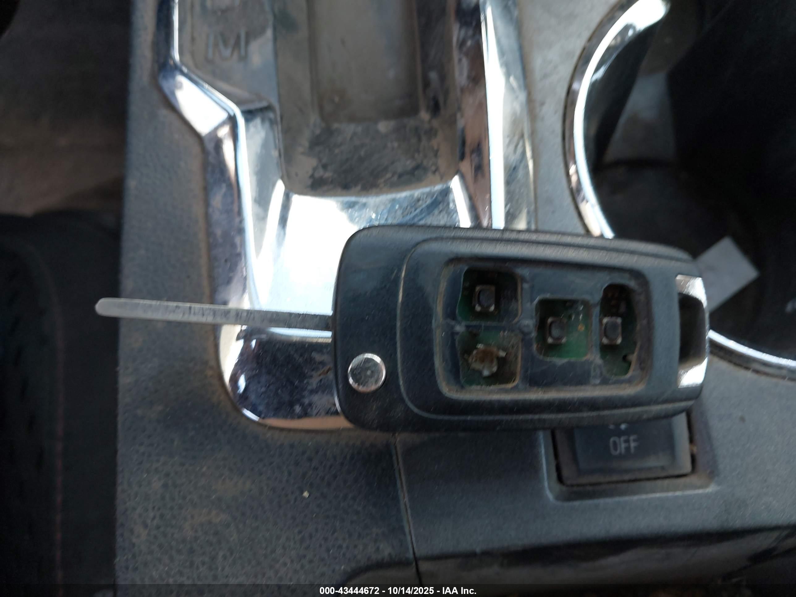 GMC TERRAIN image 11
