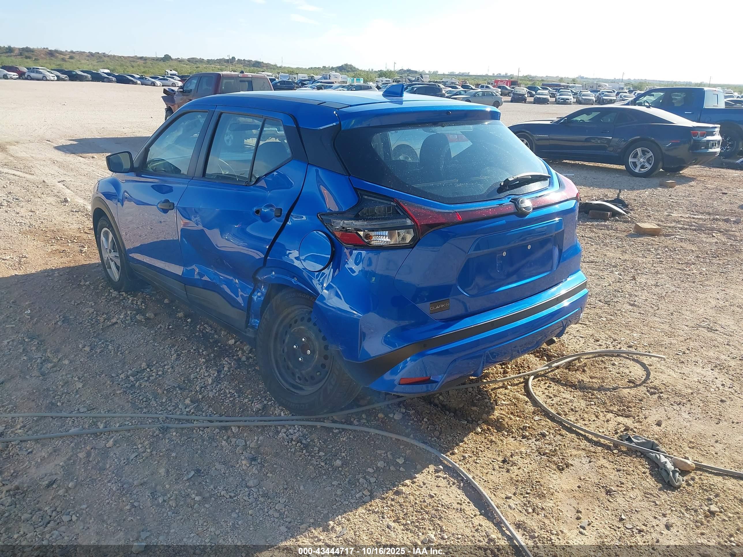 NISSAN KICKS image 3