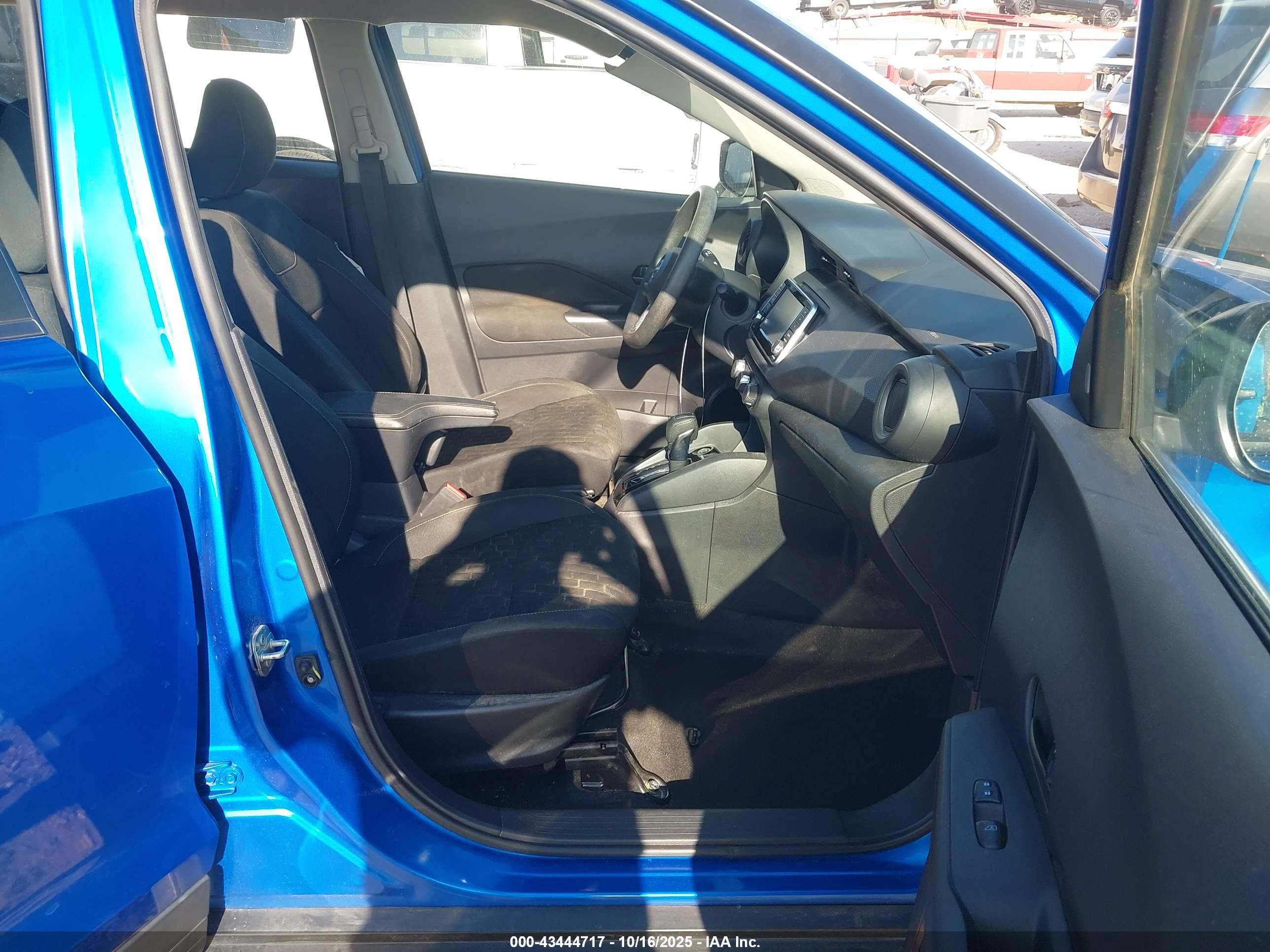NISSAN KICKS image 5